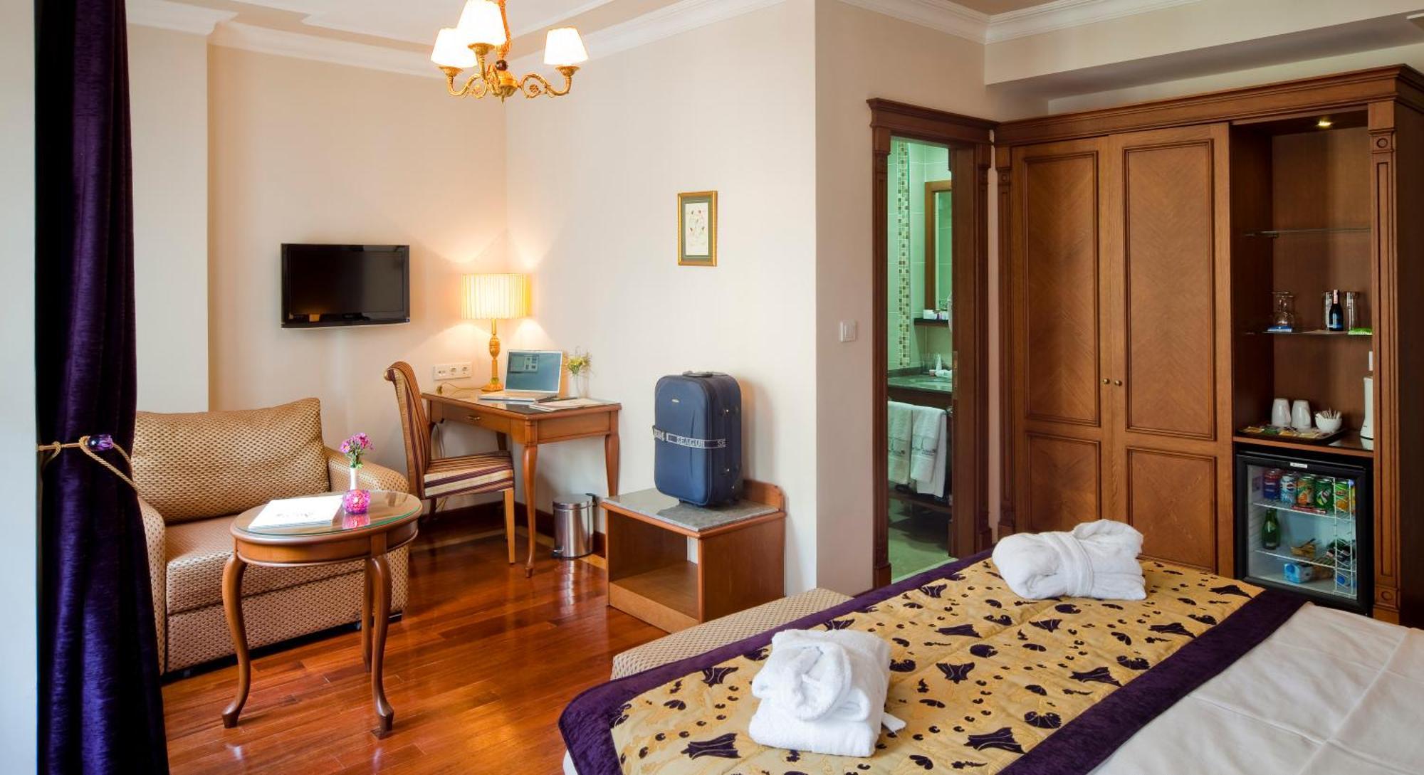 Hotel Glk Premier The & 4*