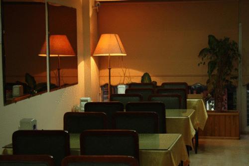 Hotel Ay 3*