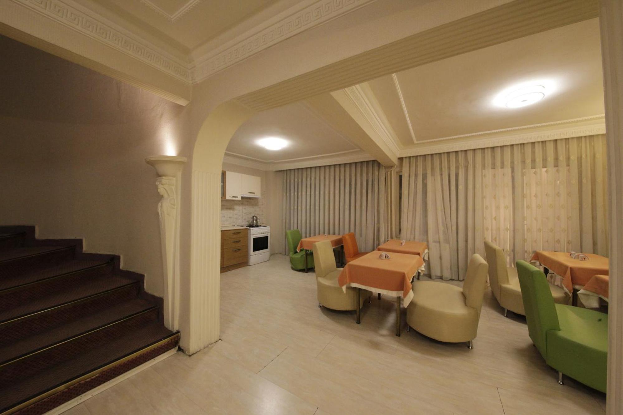 Hotel Taksim Sato