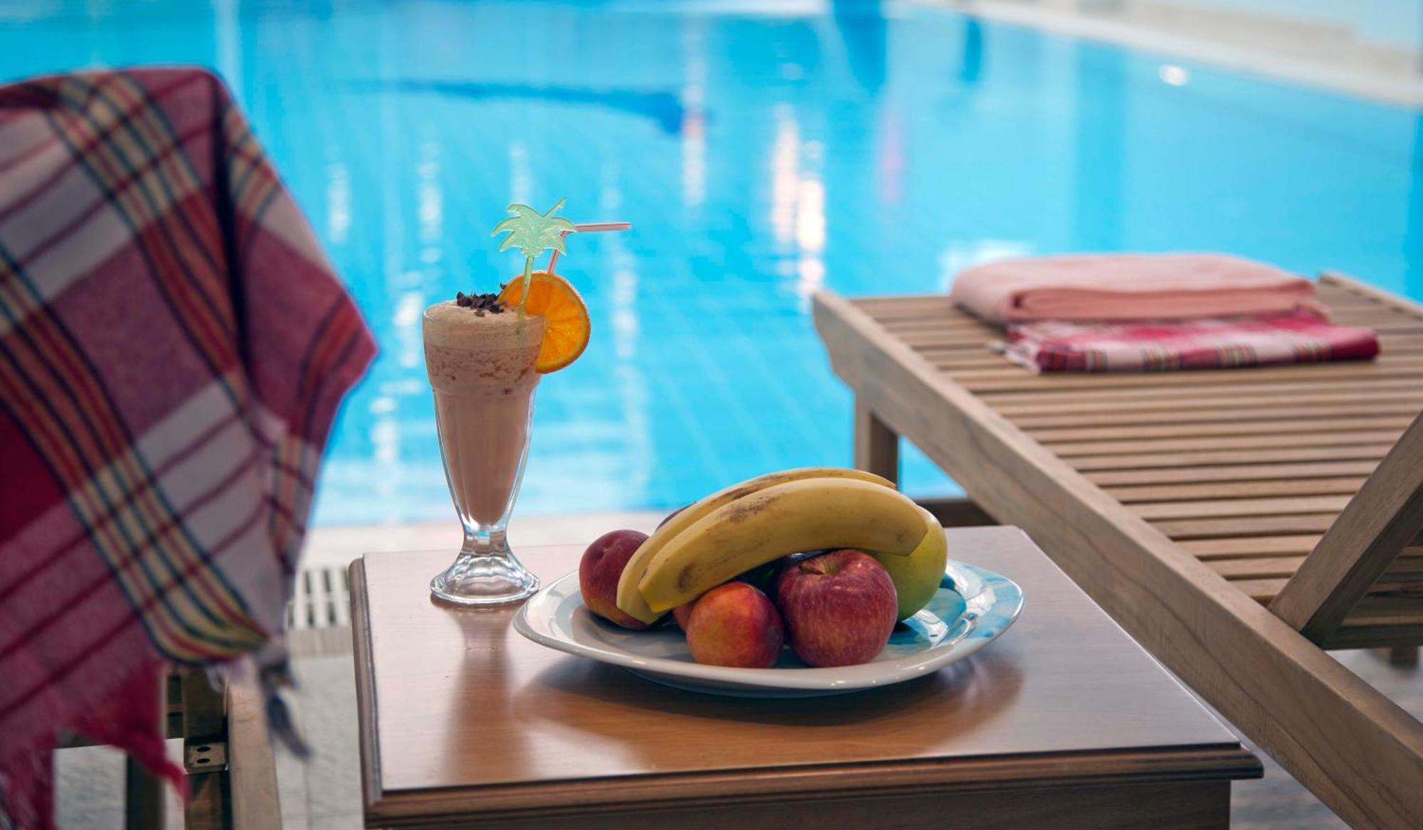 Hotel Victory & 4*