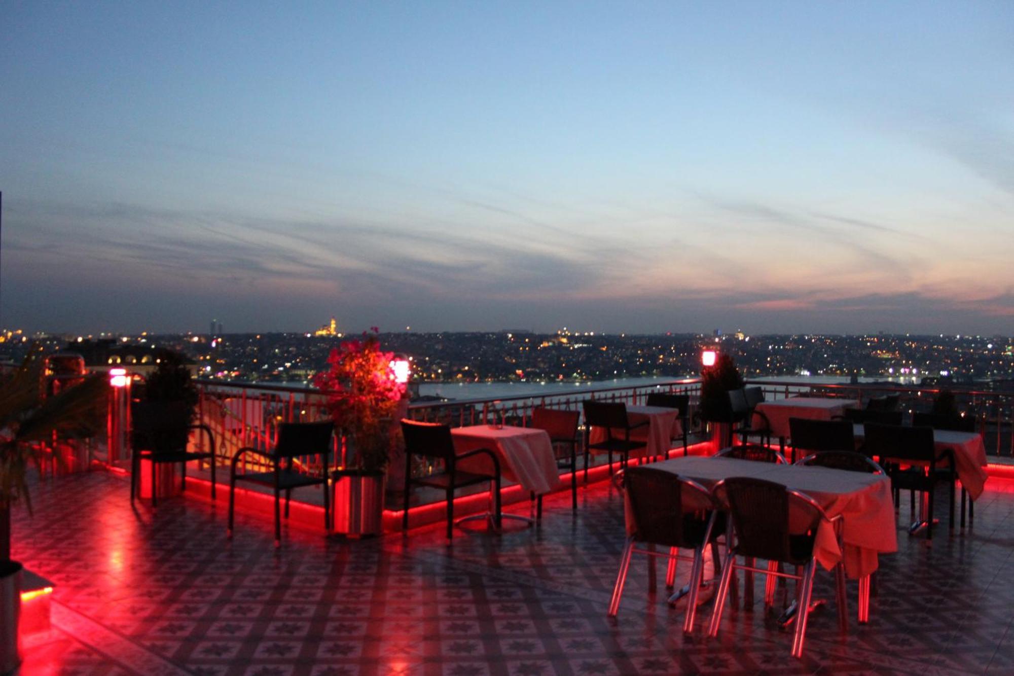 Otel Grand De Londres İstanbul