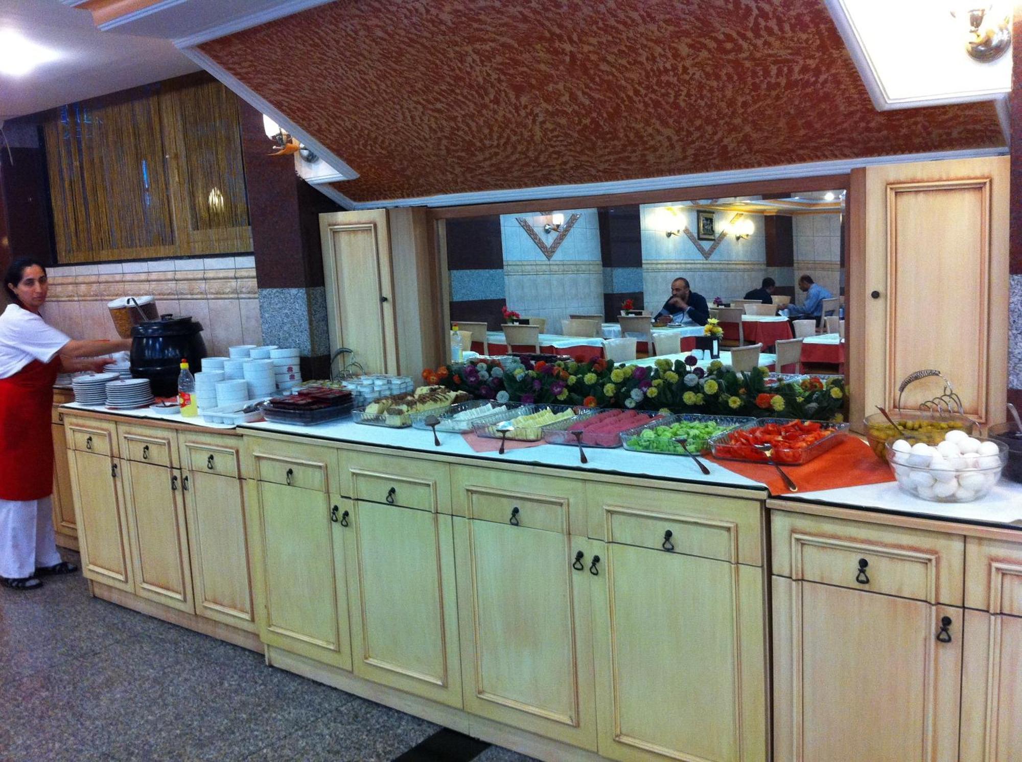 Hotel Grand Dilara