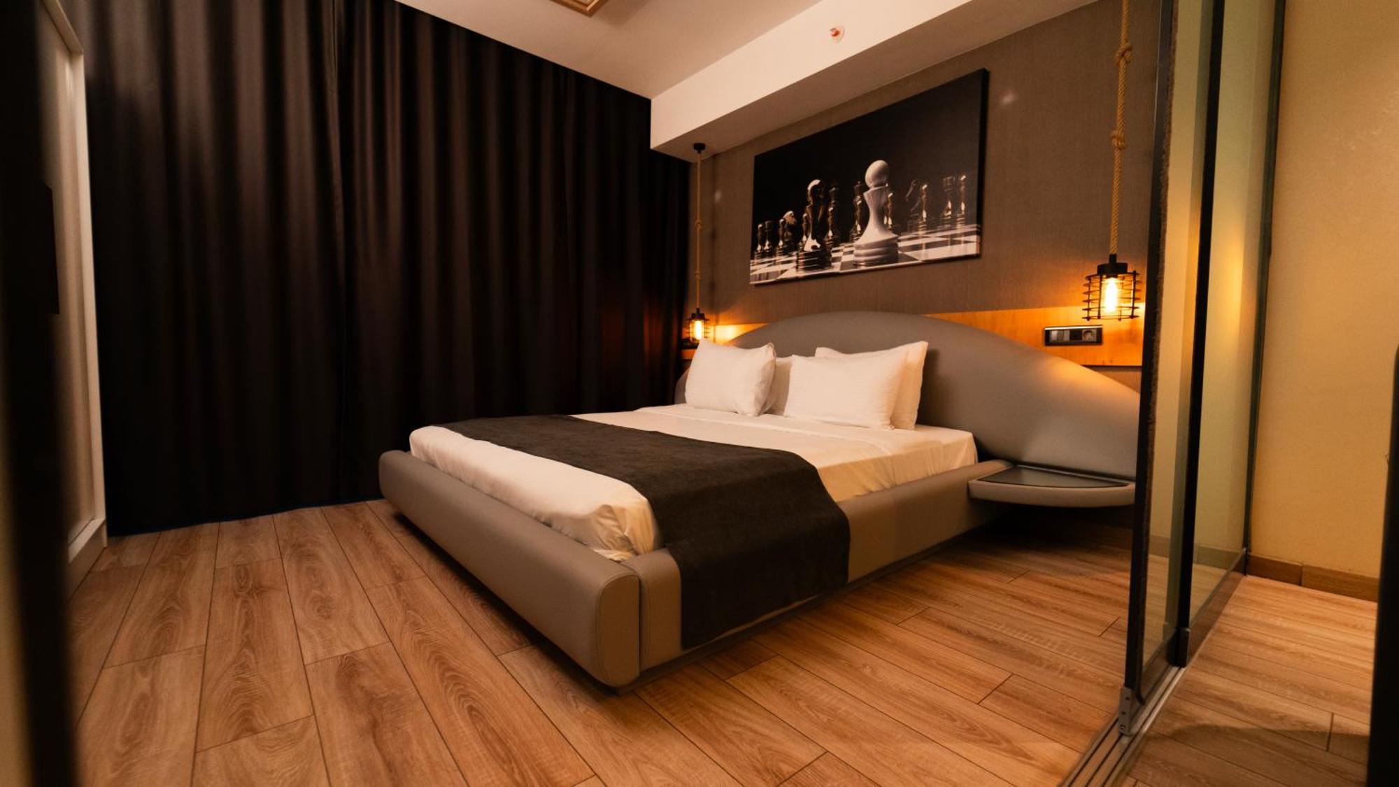 Hotel Mas Nisantasi 5*