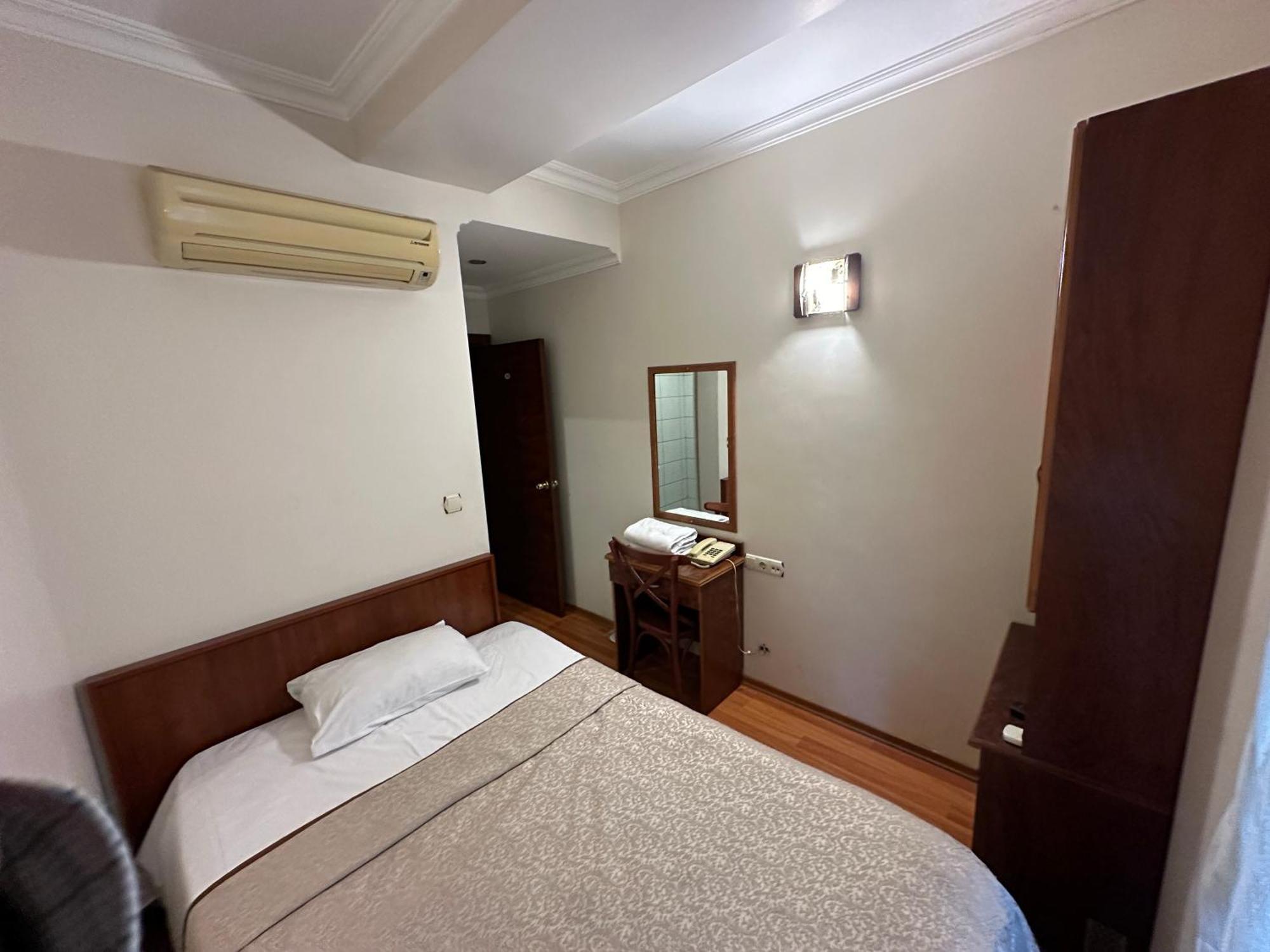 Nayla Istanbul