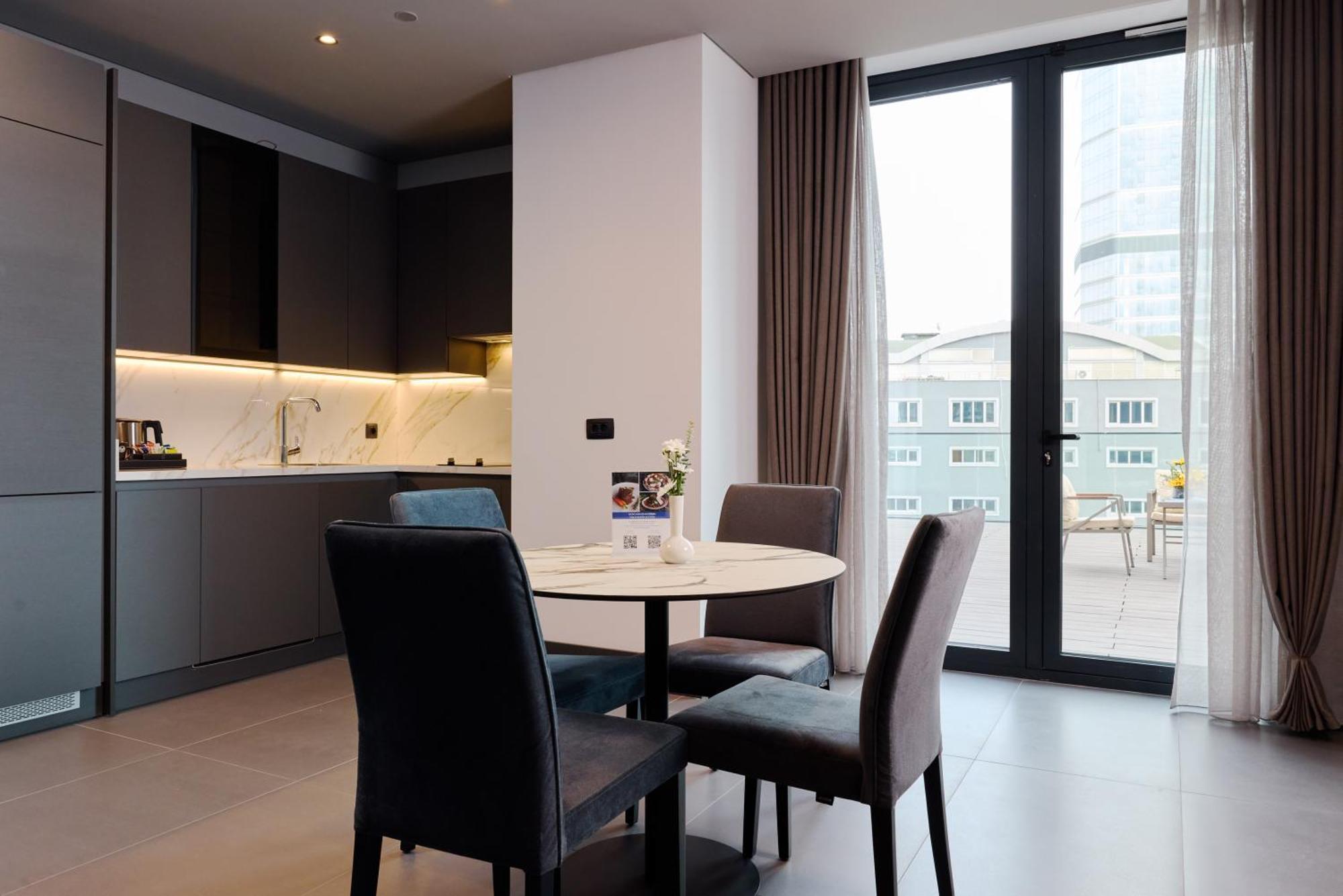 Hotel Bomonti Arjaan By Rotana 5*