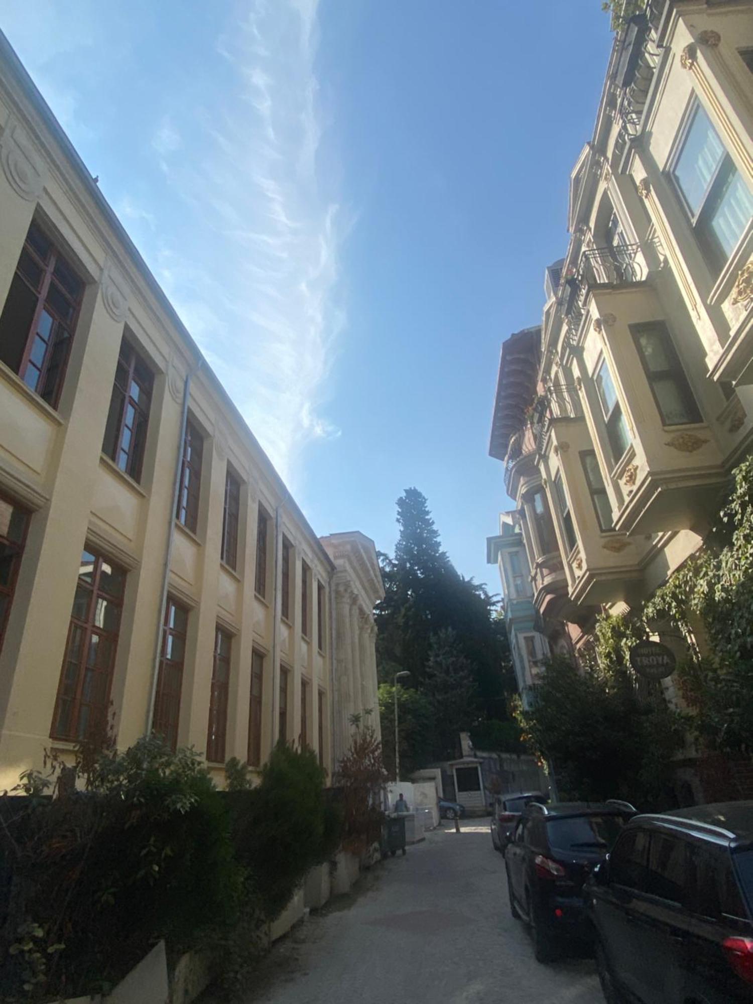 Aparthotel Castello Bella Balat Apart