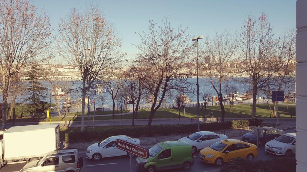 Aparthotel Balat Suites