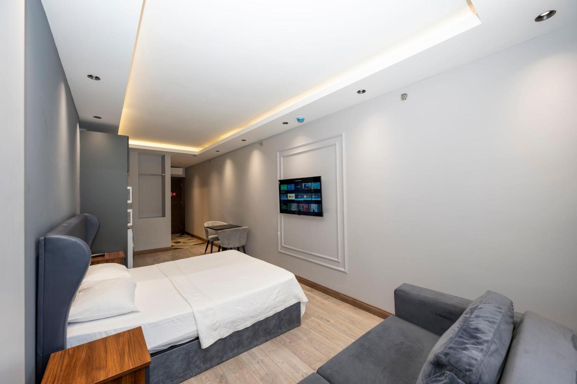 Comfort Hotel 2*