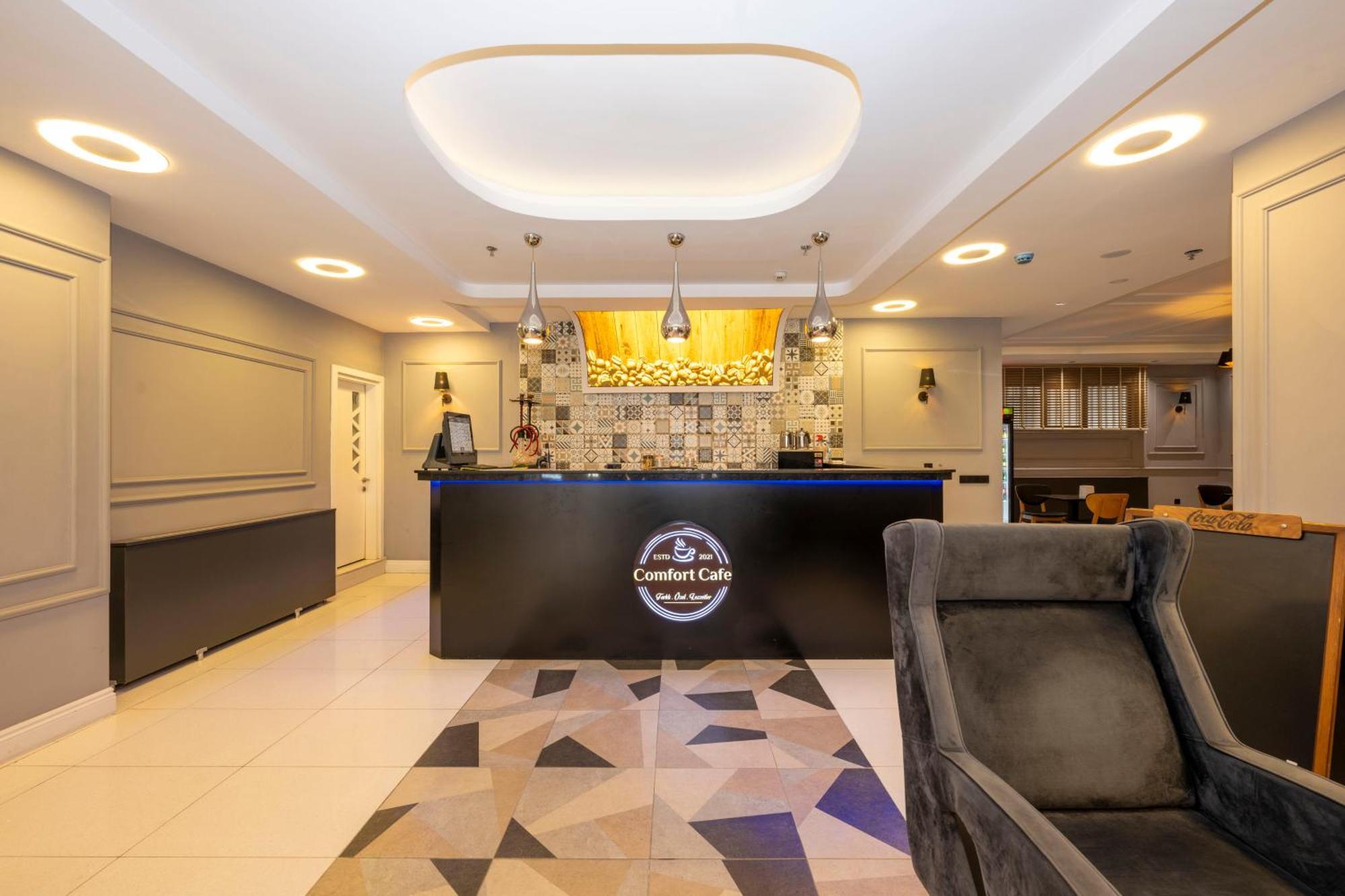 Comfort Hotel 2*