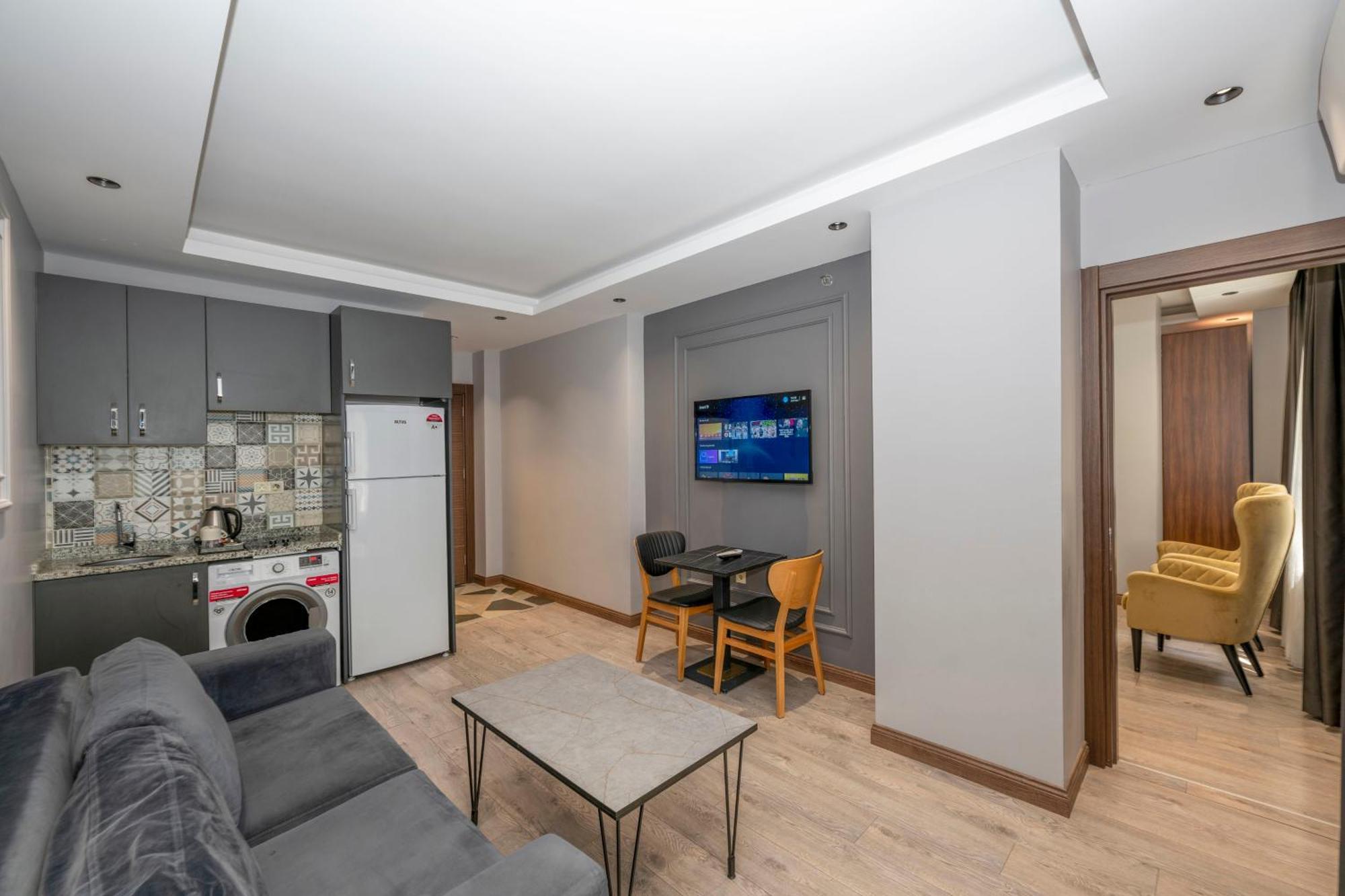 Comfort Hotel 2*