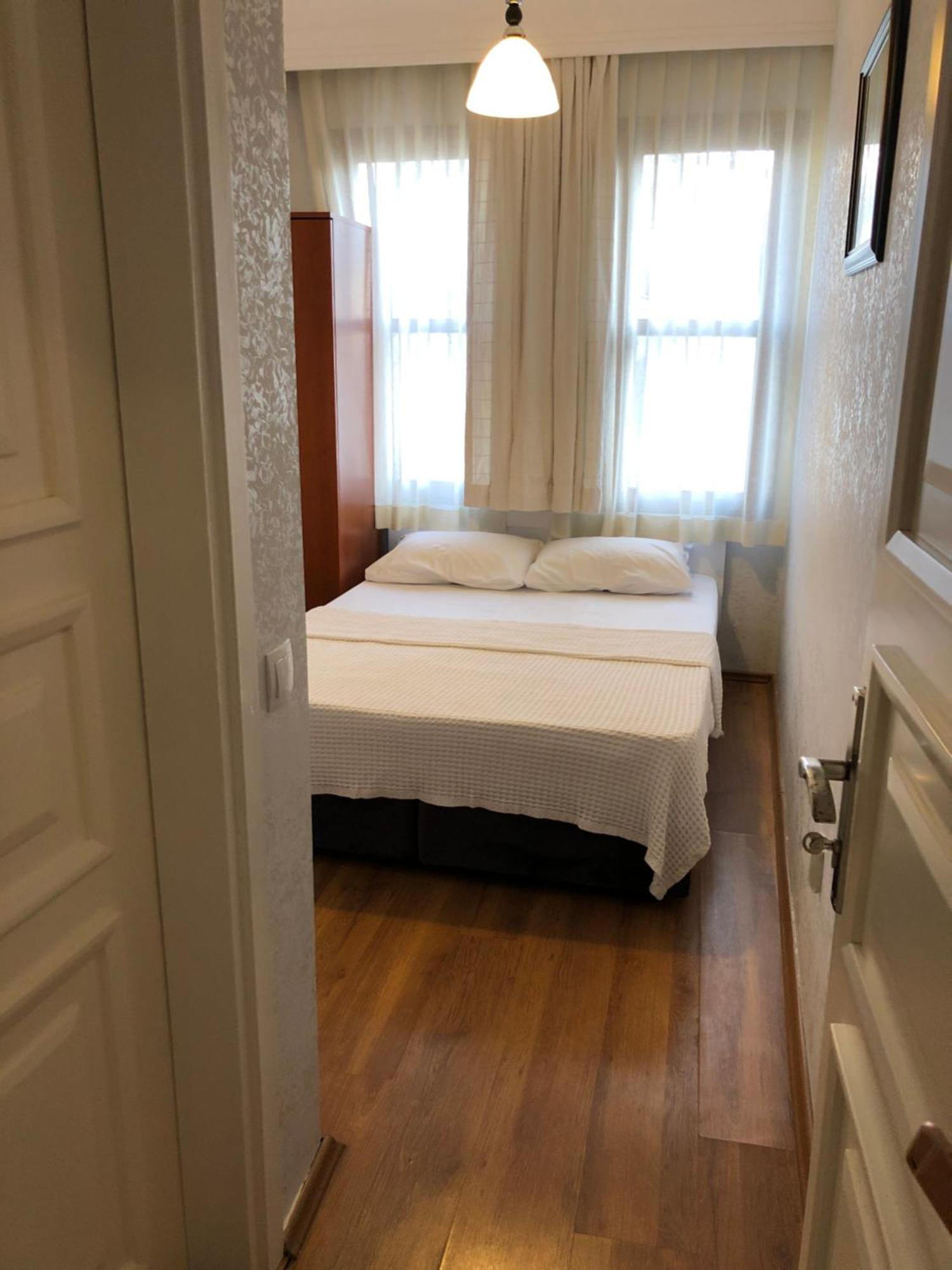 Hotel Antique 4*