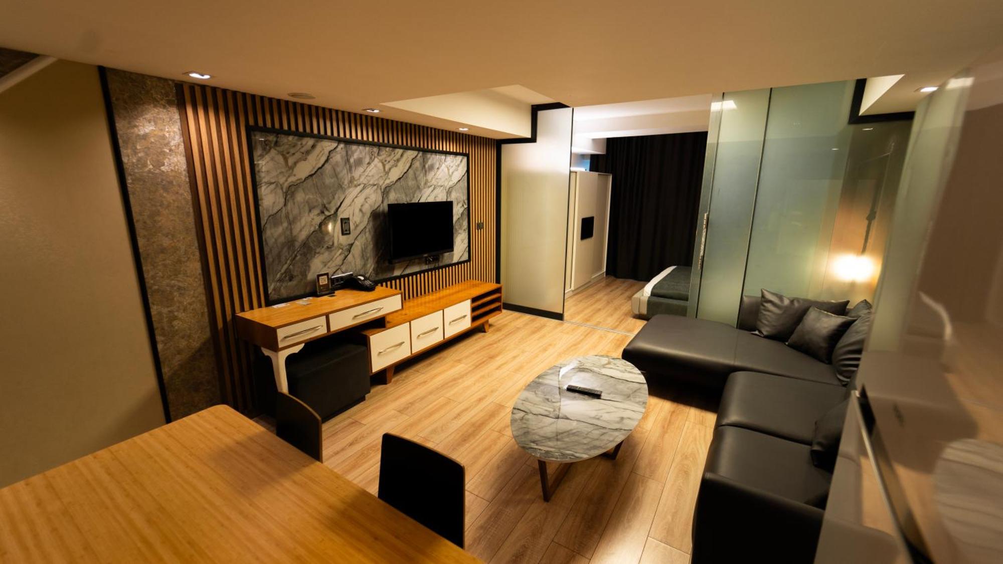 Hotel Mas Nisantasi 5*