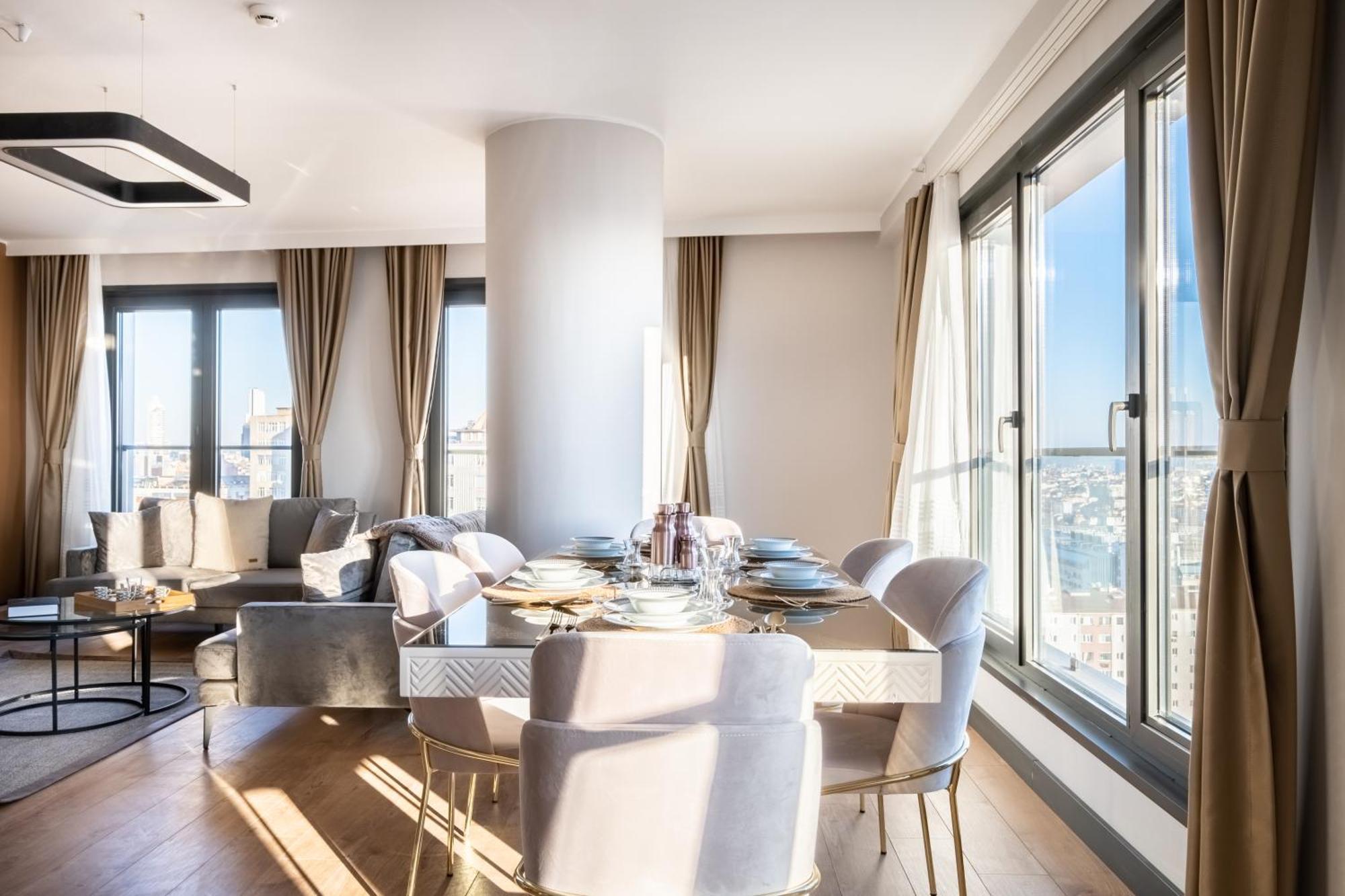 Apartment Imperium No.1 By Newinn *