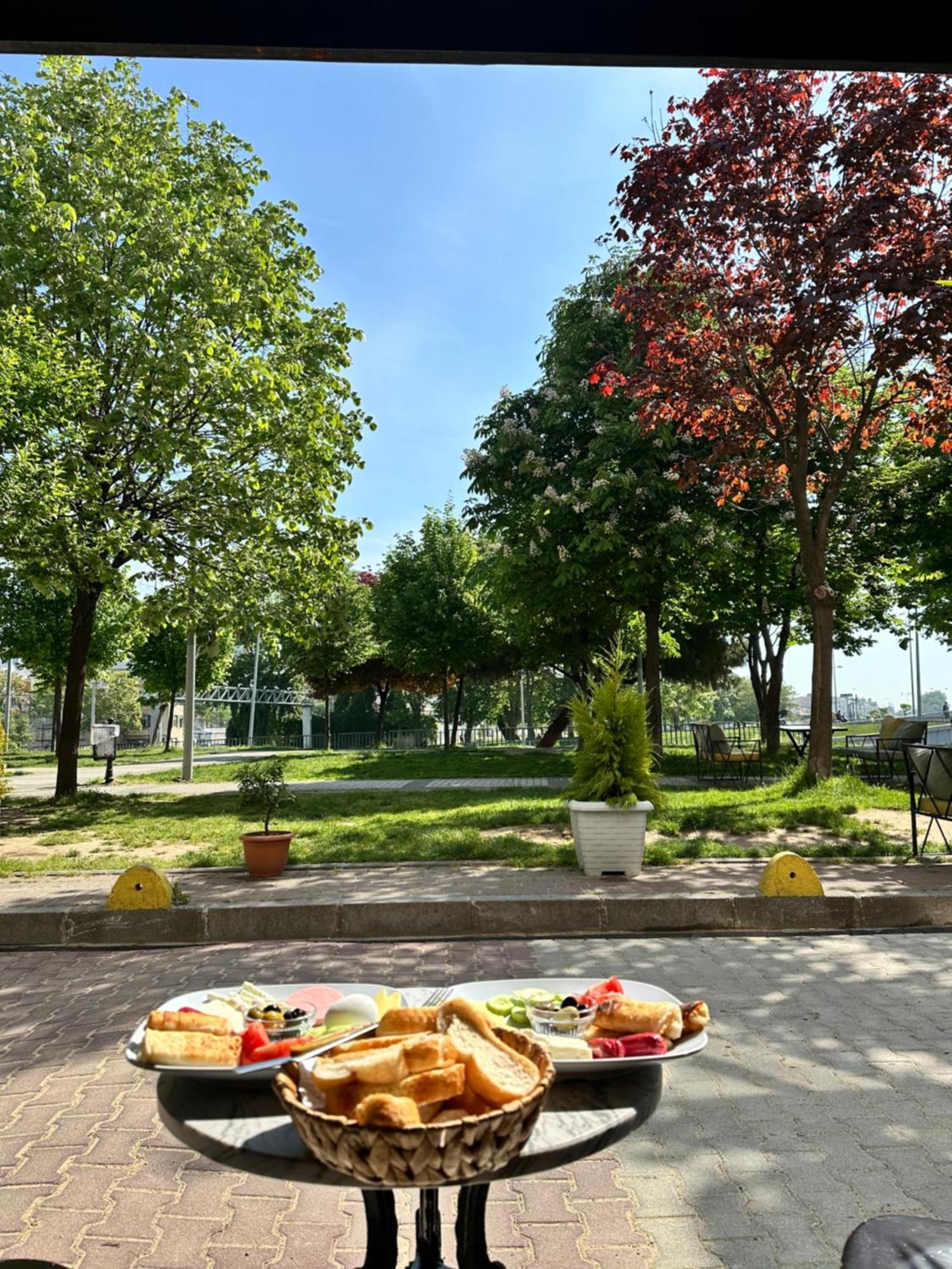 Avrasyaqueen Hotel Istanbul