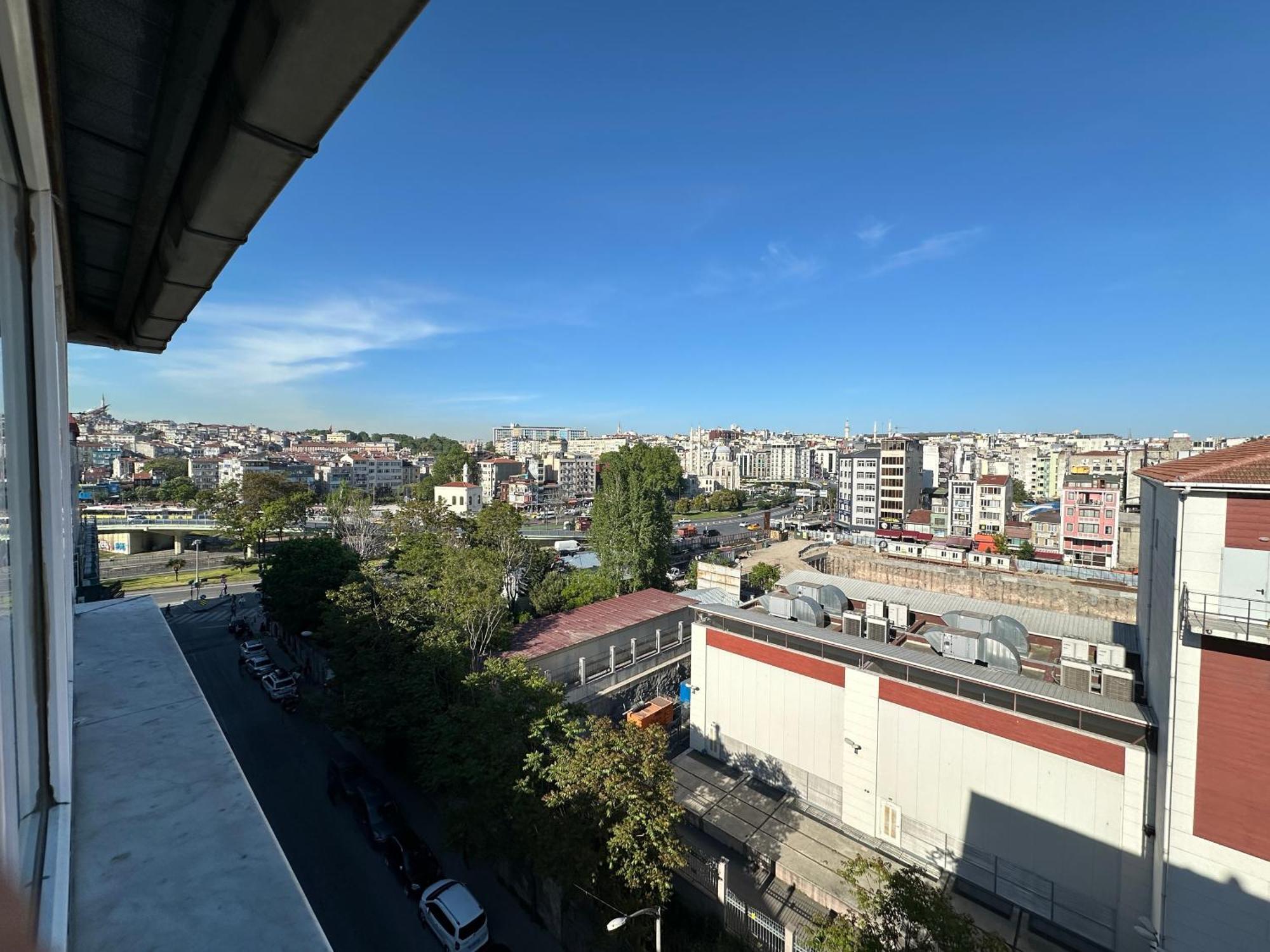 Nayla Hotel