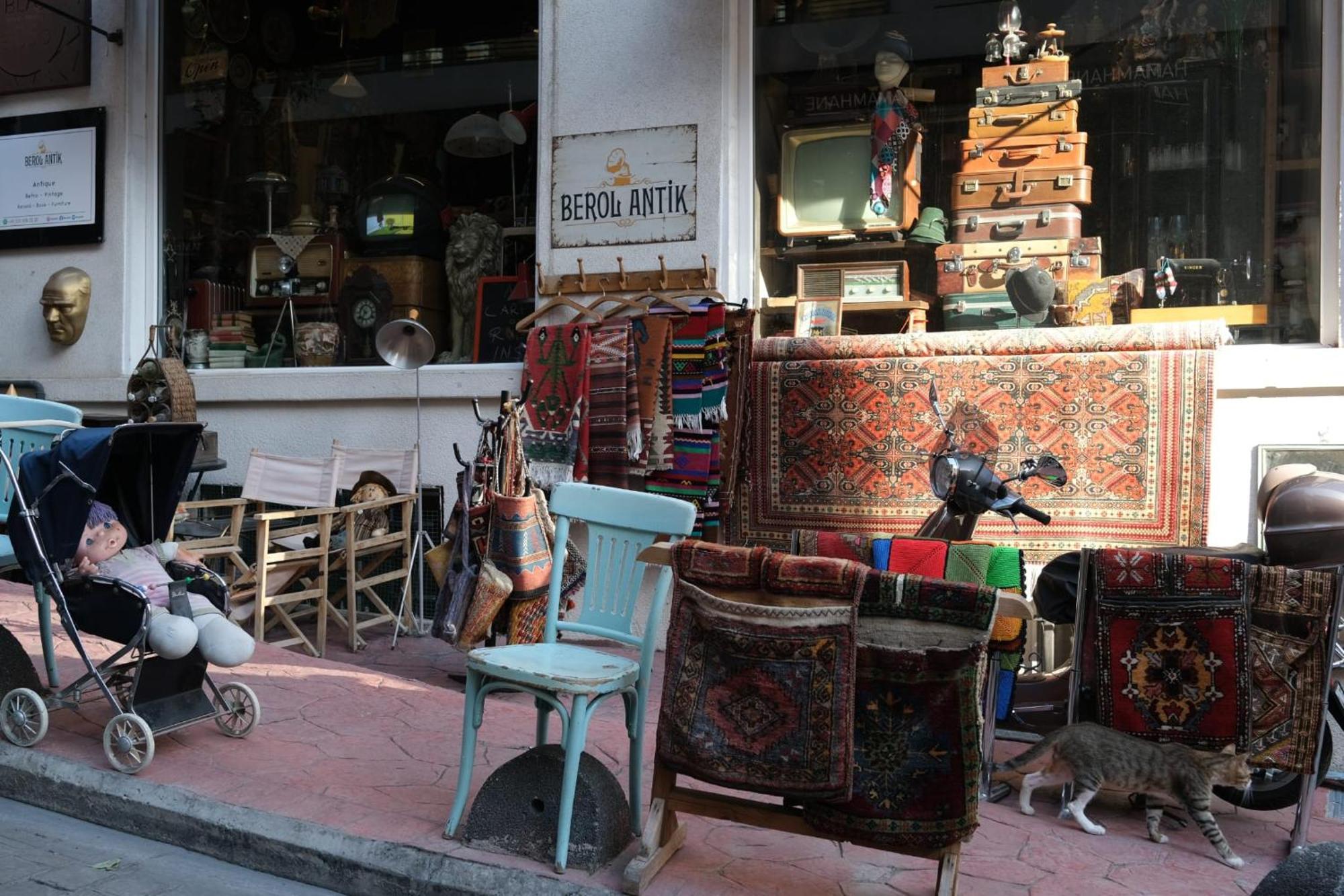 Taksim Pera House *