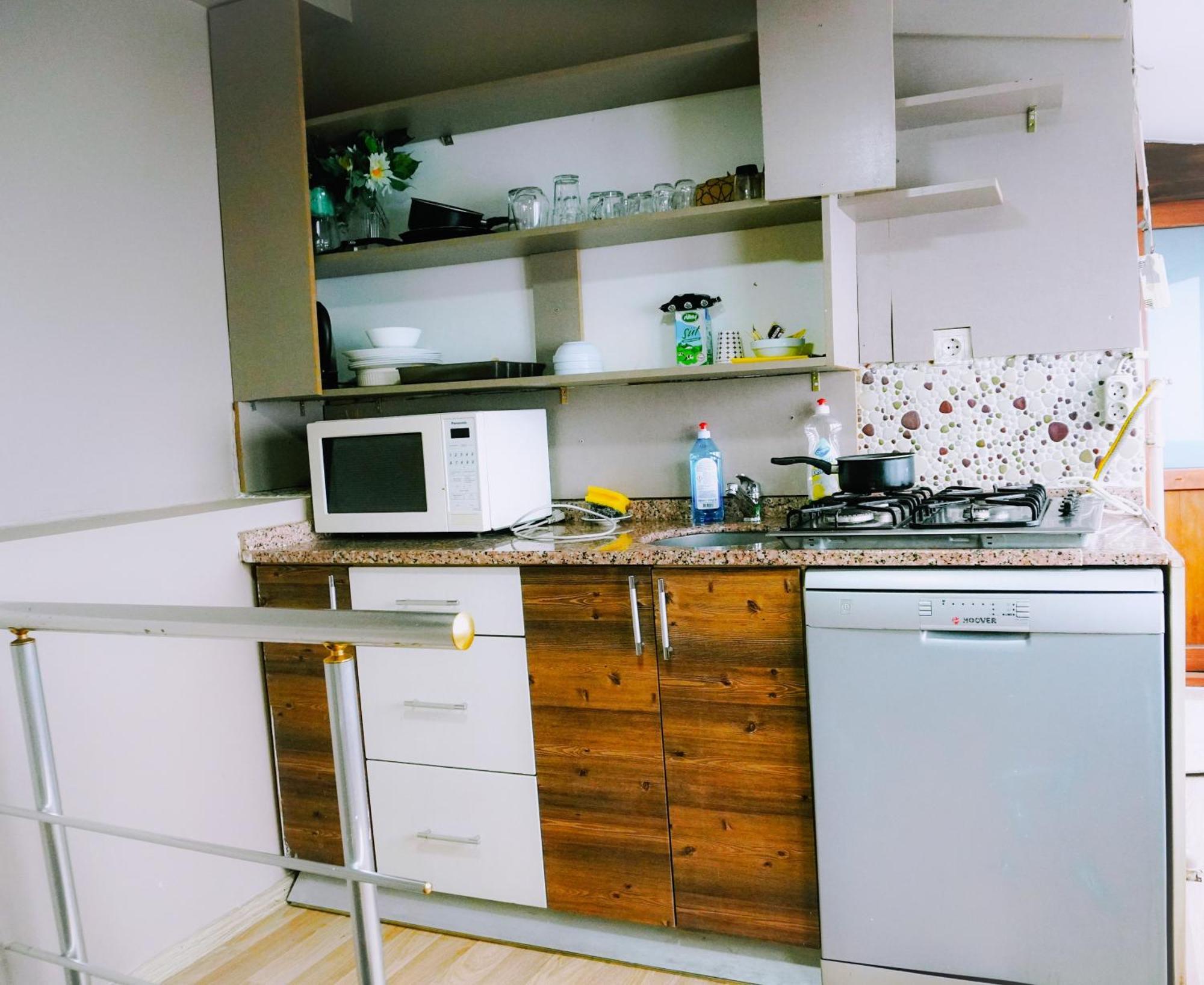 Family Apartment *