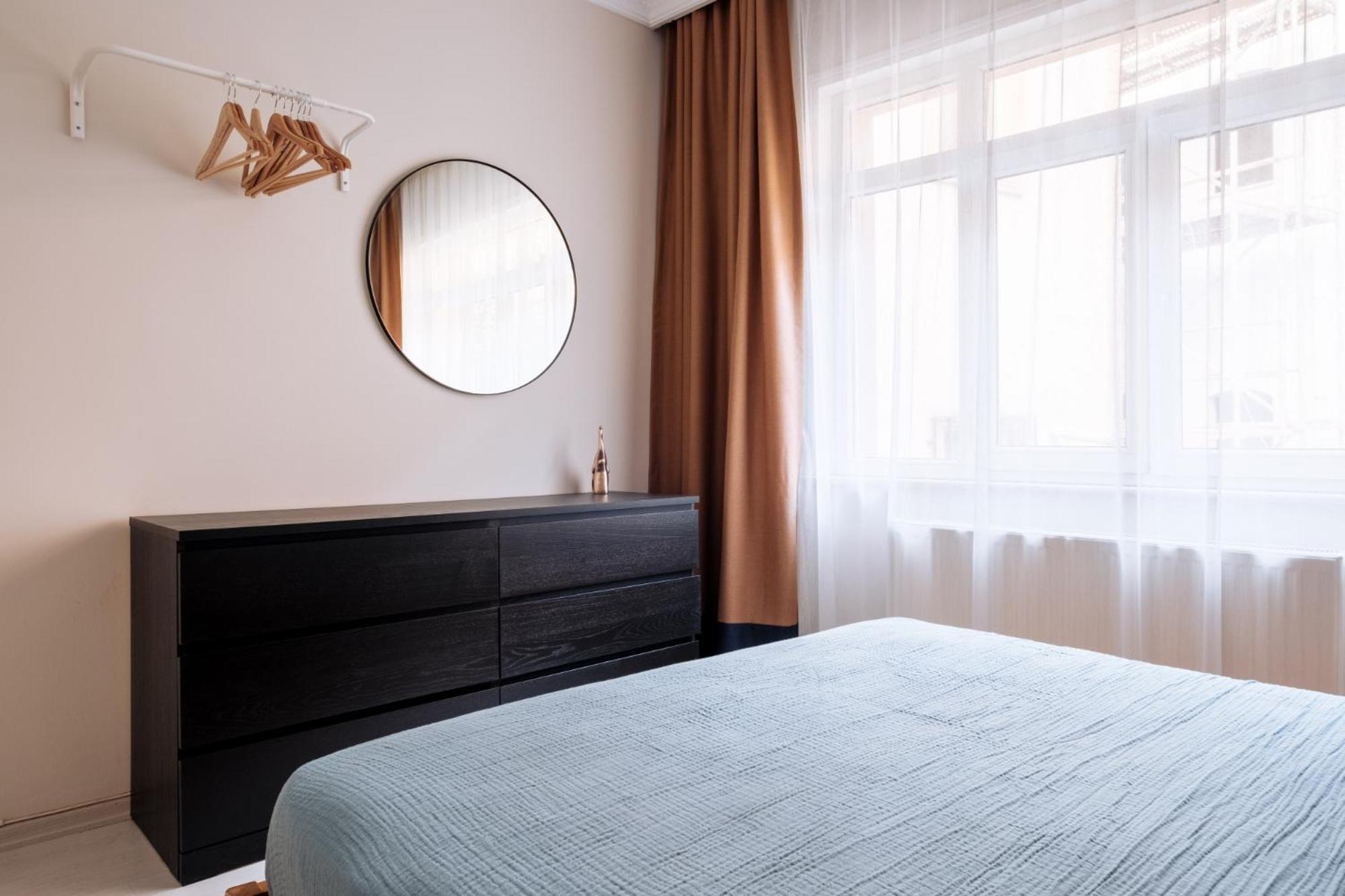 Modern Spacious Flat W Balcony 5 Min To Taksim *