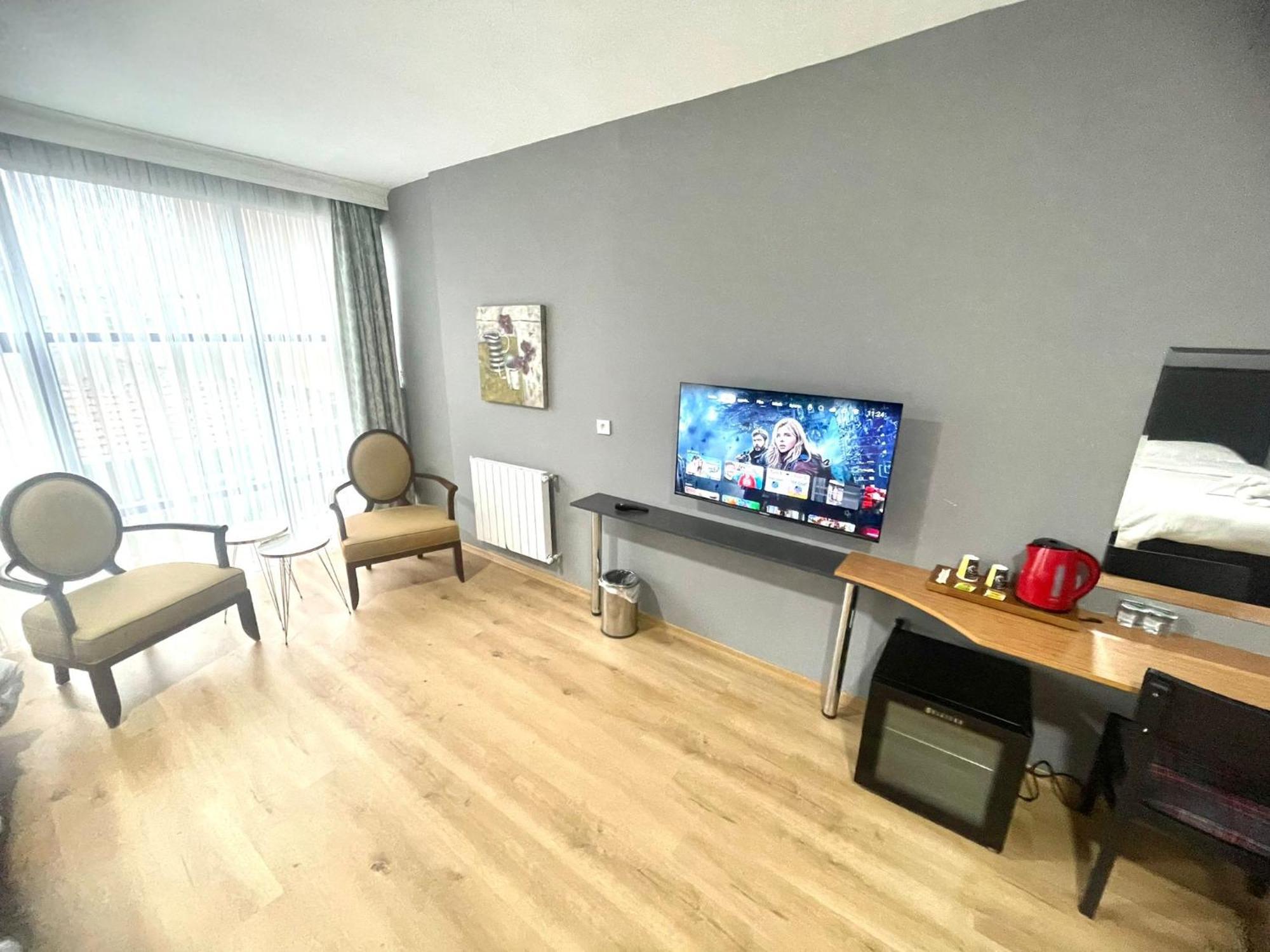 By Karam Otelcilik Homestay Istanbul