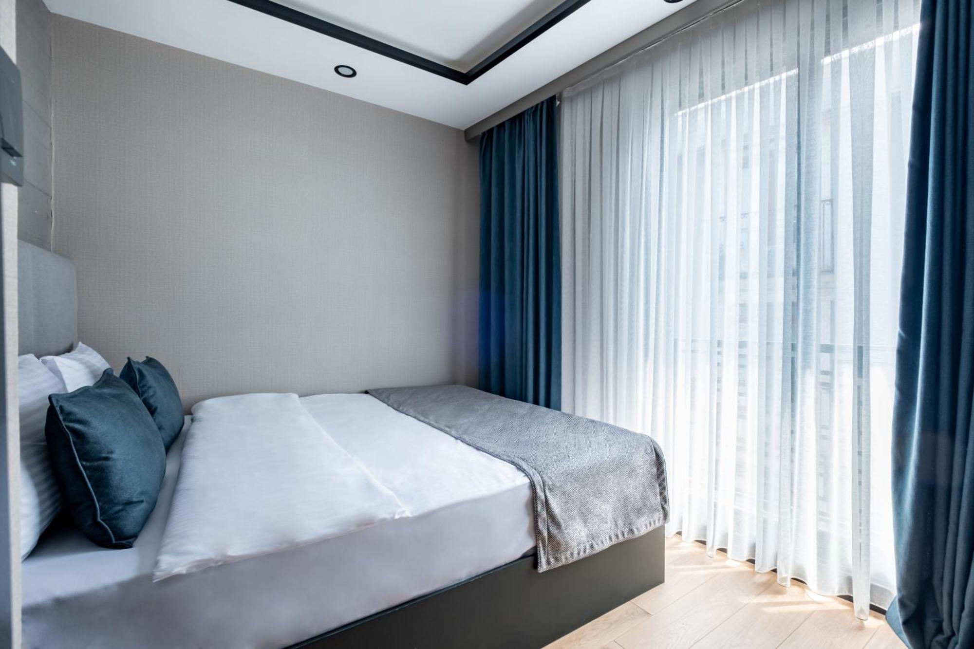 The Row Taksim Hotel