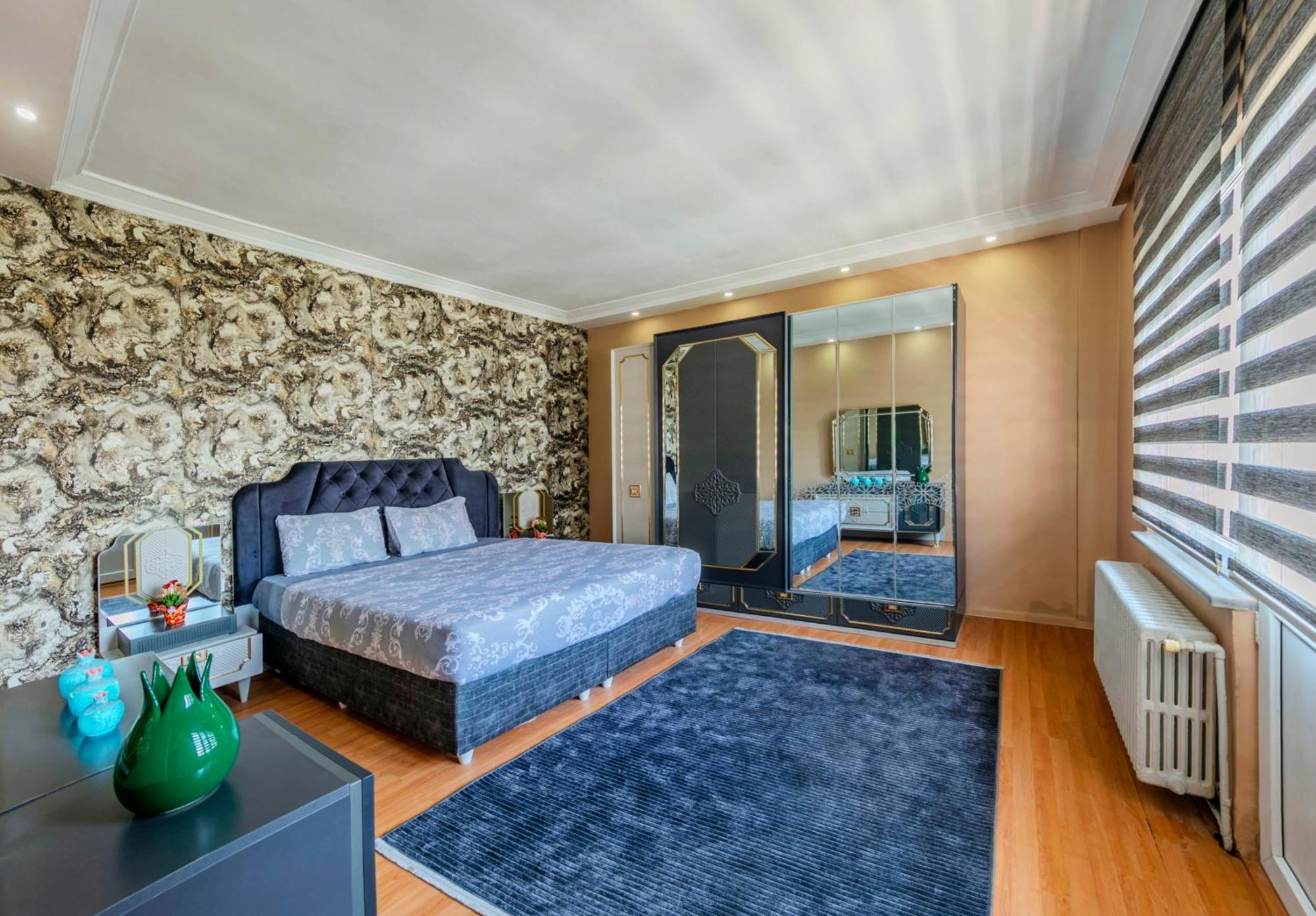 Palas 13 Apartment *