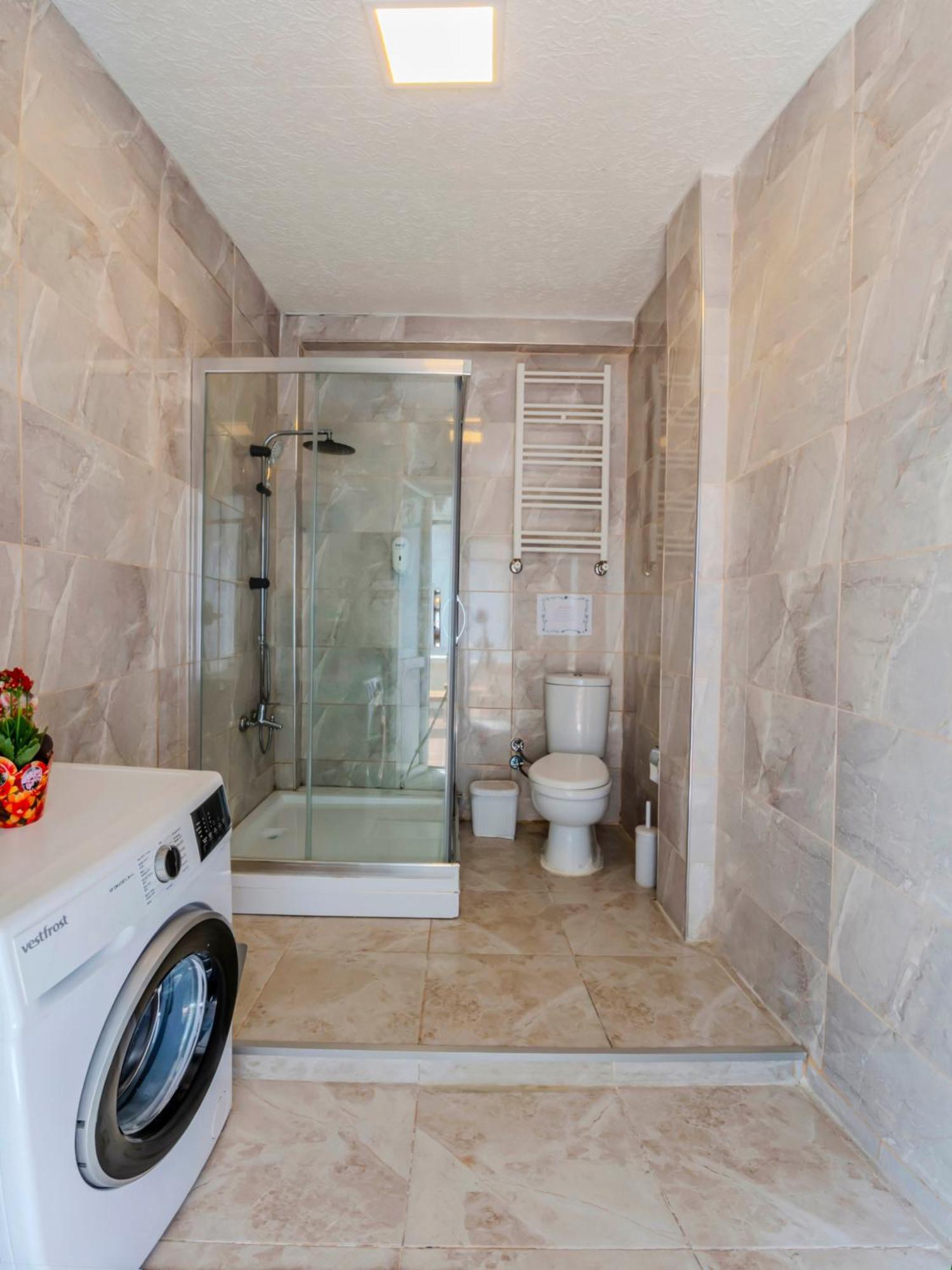 Palas 13 * Istanbul