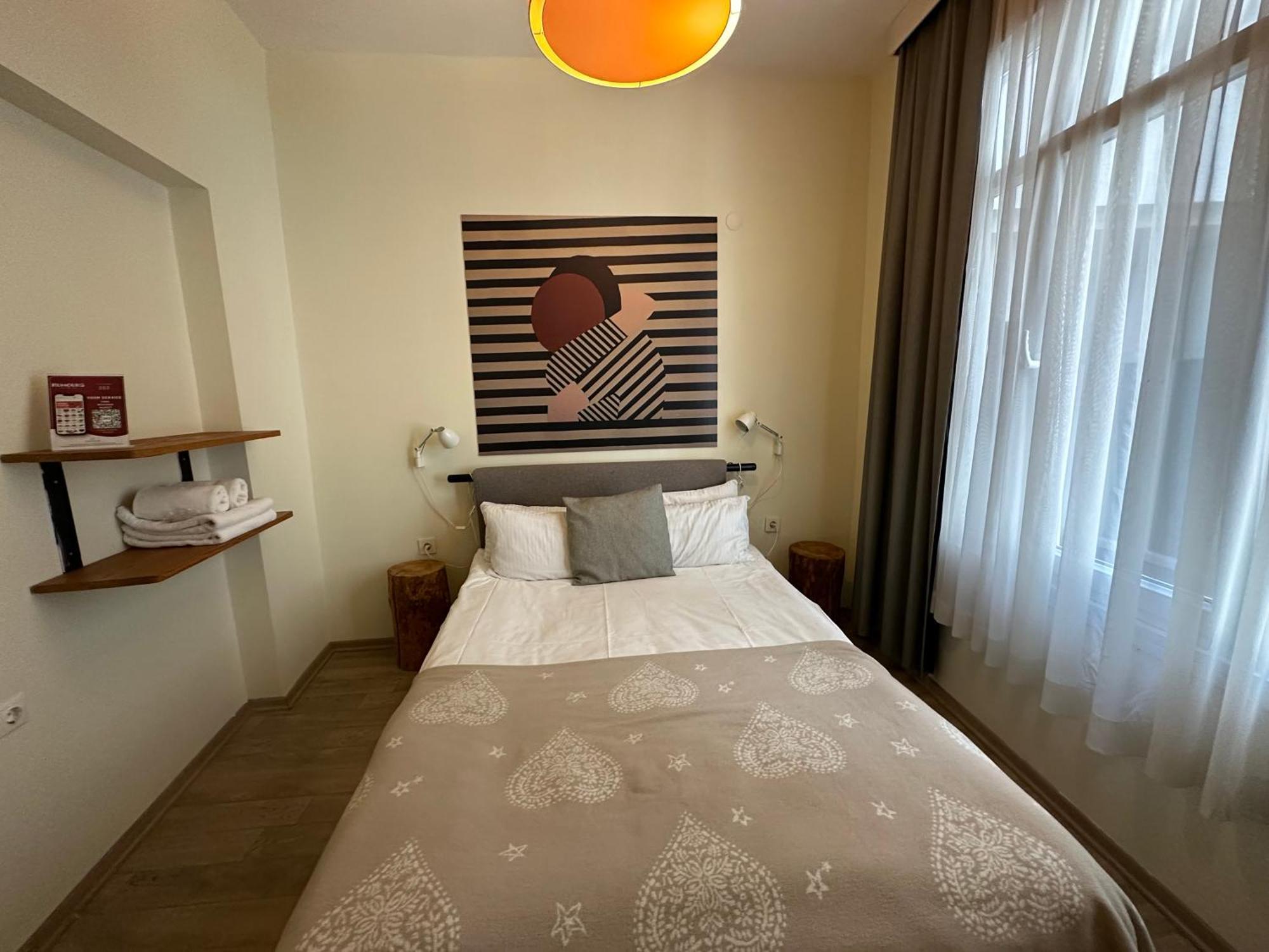 Otel Rumours 2*