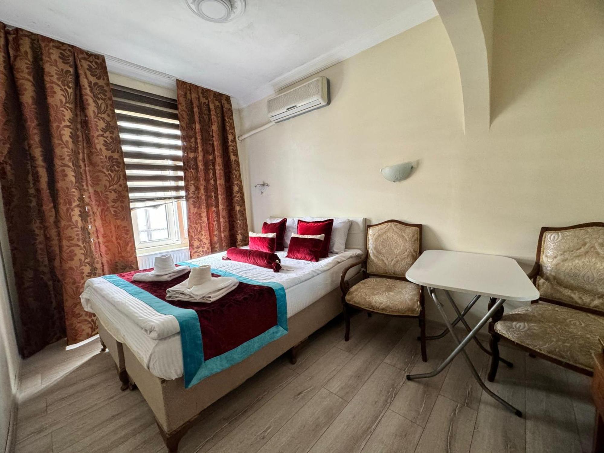 Happy Boutique Aparthotel