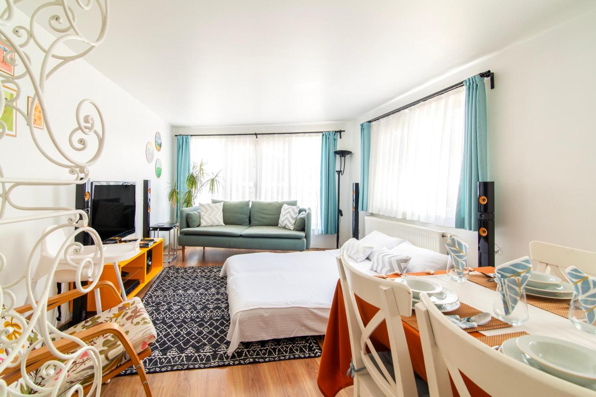 Secluded House , Near Bosphorus , 2 Ac , Fast Wifi Istanbul