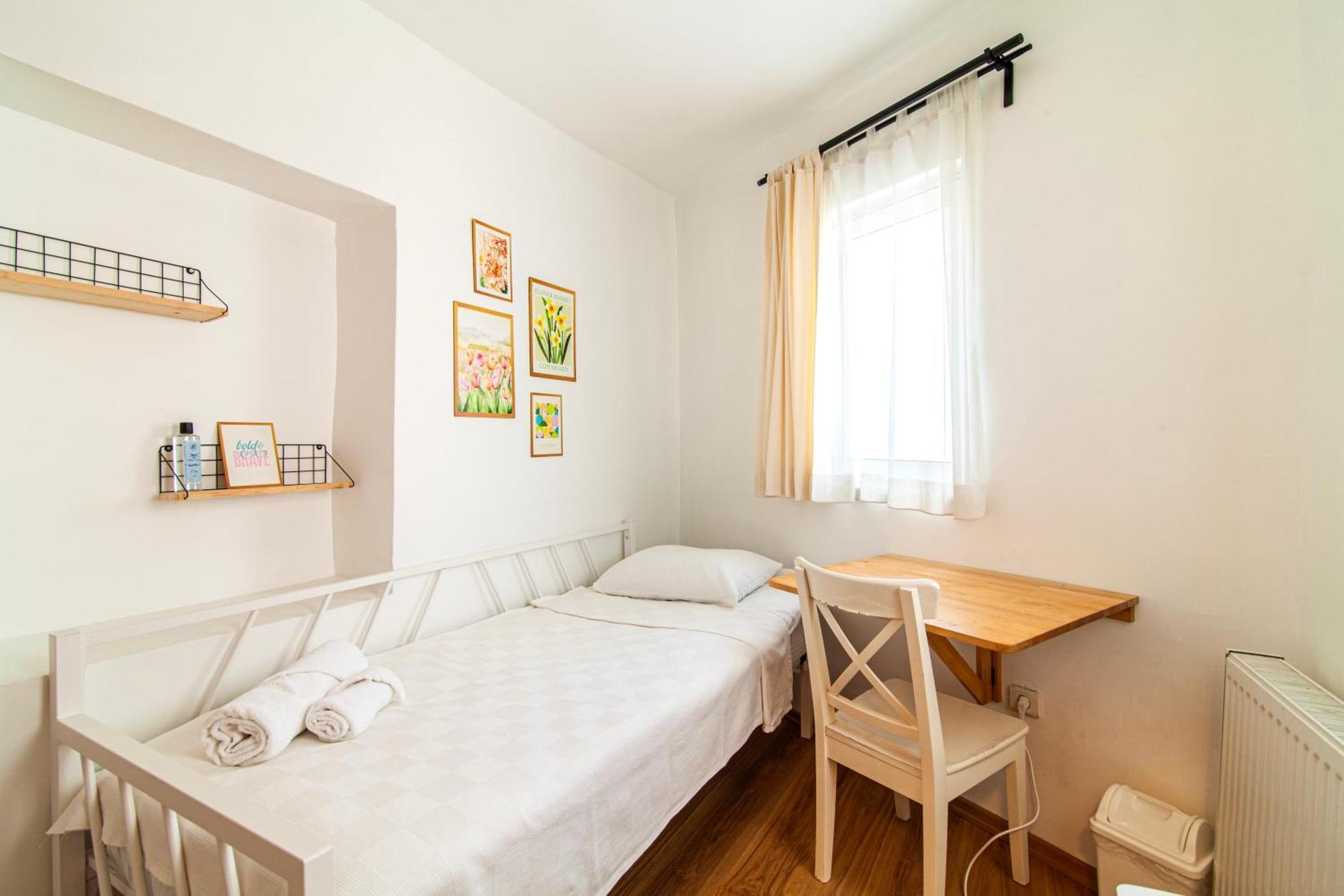 Secluded House , Near Bosphorus , 2 Ac , Fast Wifi Holiday home
