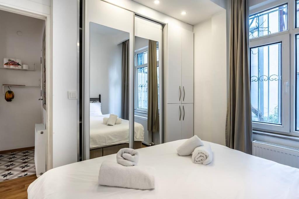 Cihangir Charm:sunny 1br Retreat Apartment Istanbul