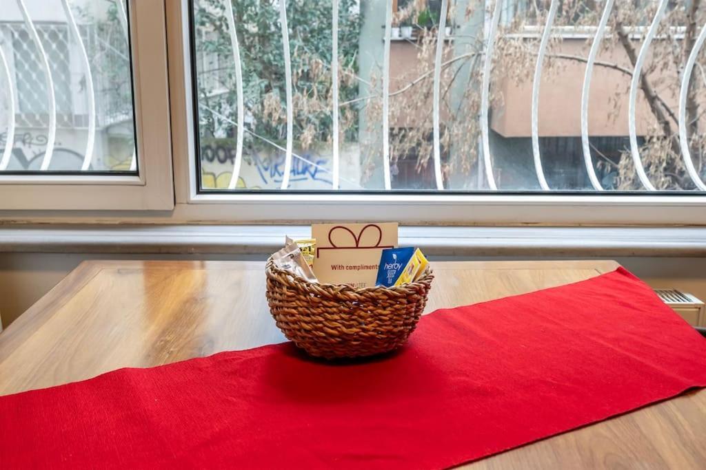 Cihangir Charm:sunny 1br Retreat * Istanbul