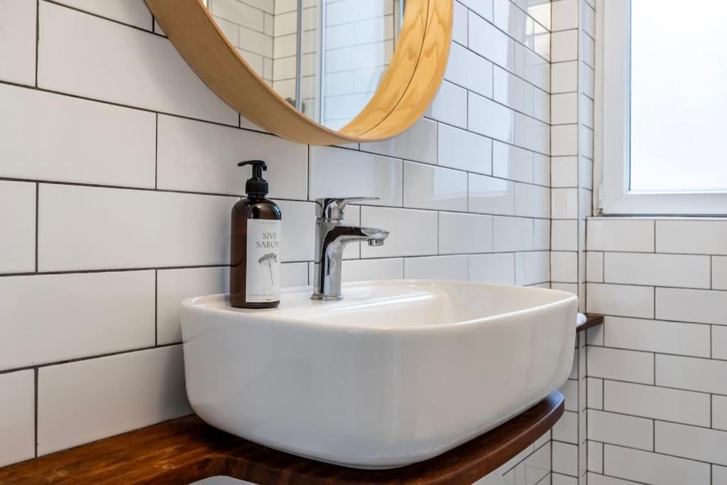 Cihangir Charm:sunny 1br Retreat Apartment