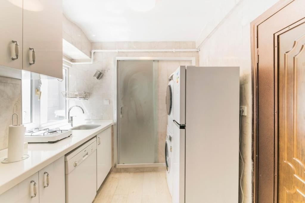 Beautiful 2br House W/ac 400meters Taksim Square *