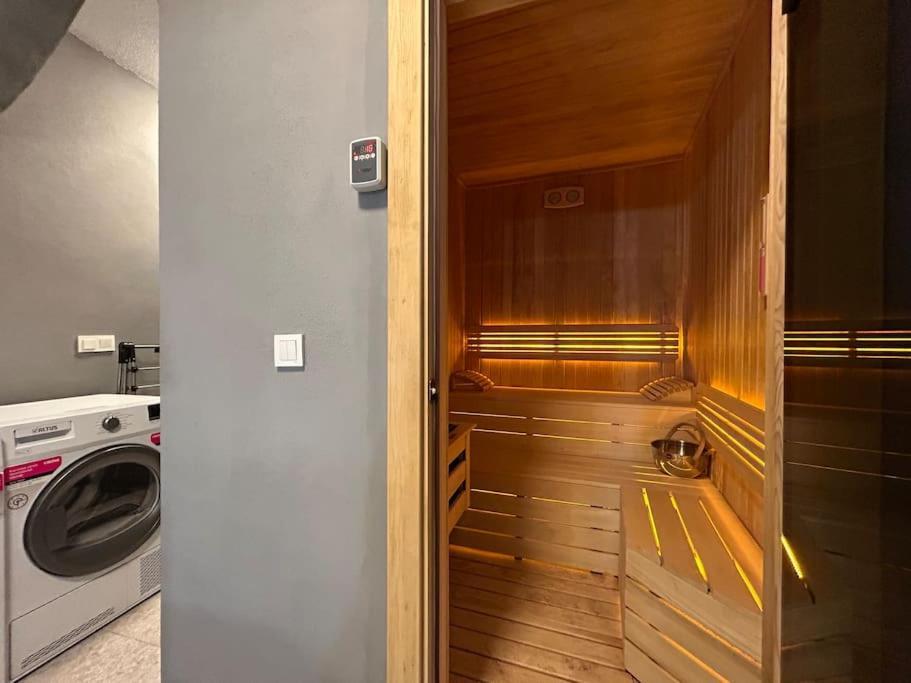 Arancia - Garden, Bbq, Sauna & Turkish Bath By The Tram In Fatih * Istanbul