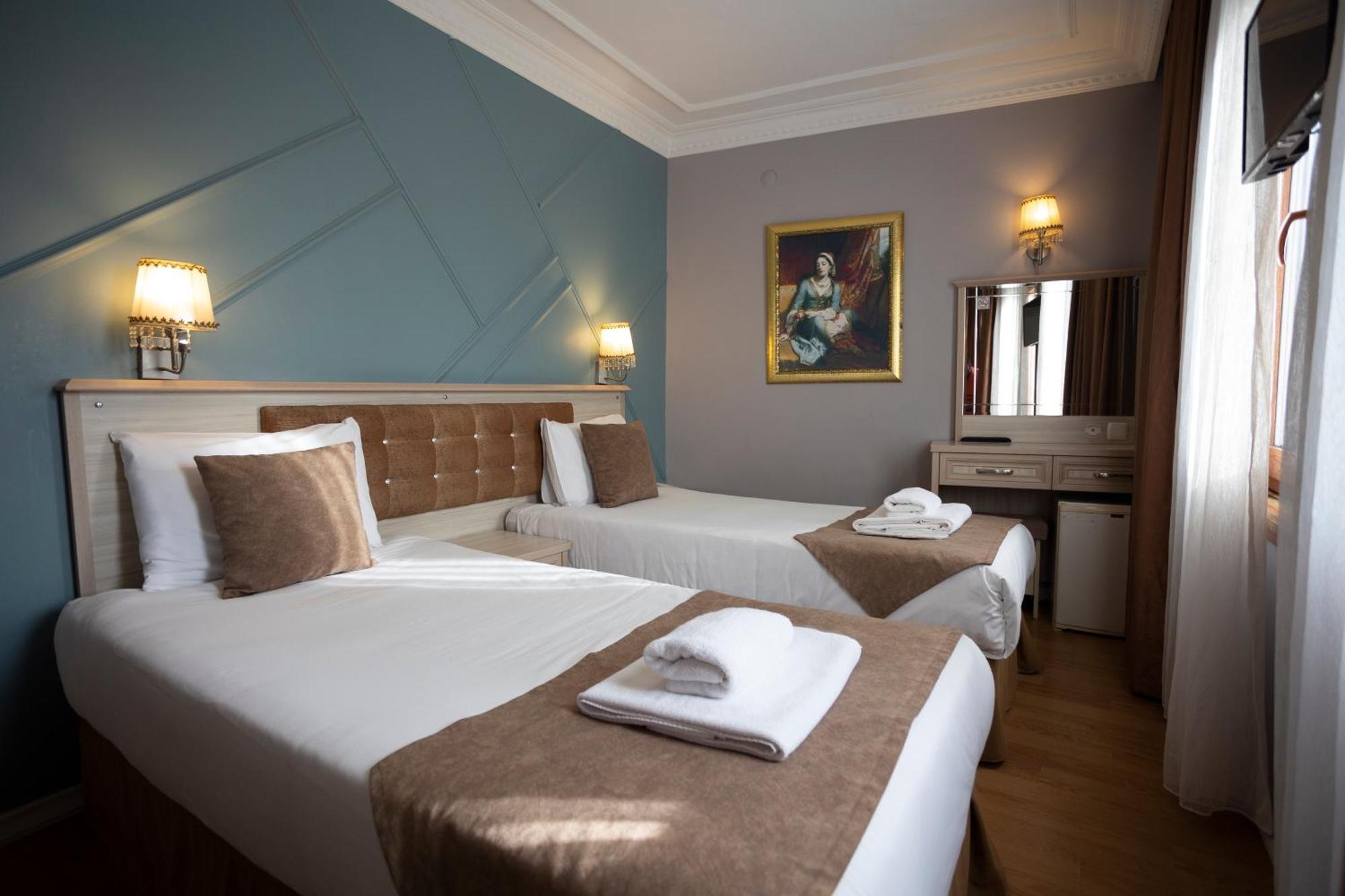 Tashkonak Hotel 3*
