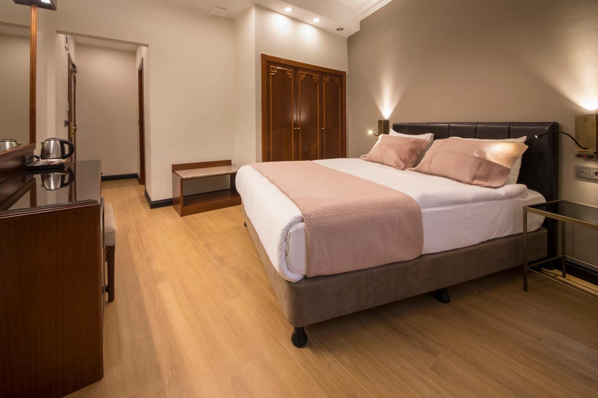 Vardar Palace - Special Category 3*