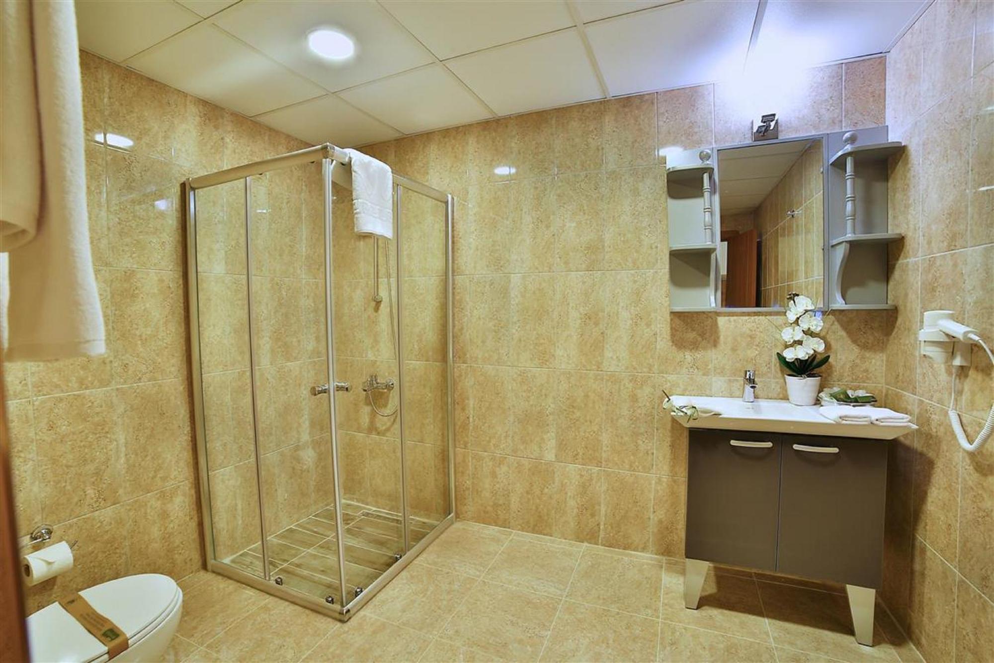 Hotel The Hera Premium