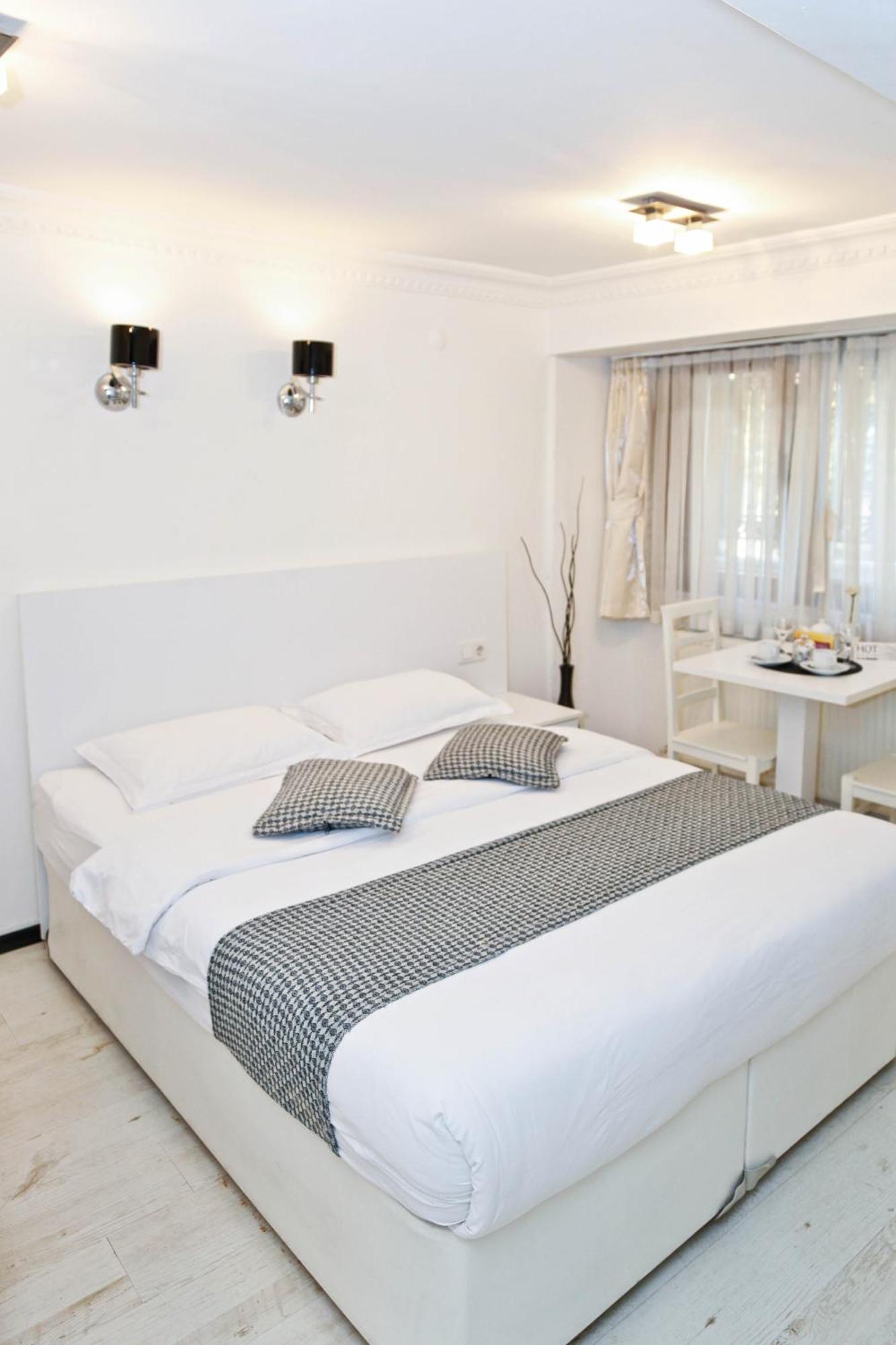 Royal Pera Taksim 3*