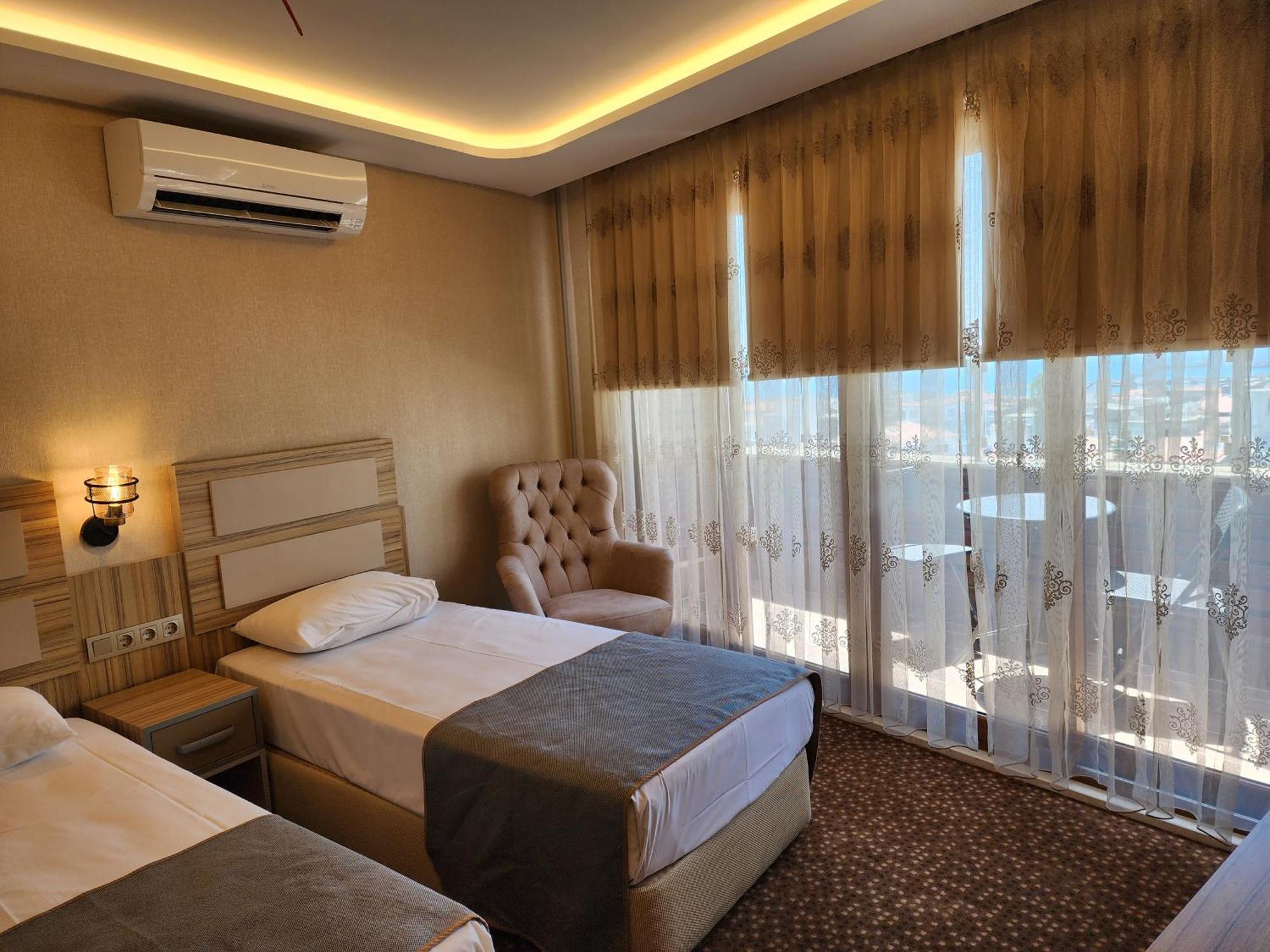 Nanda Hotel