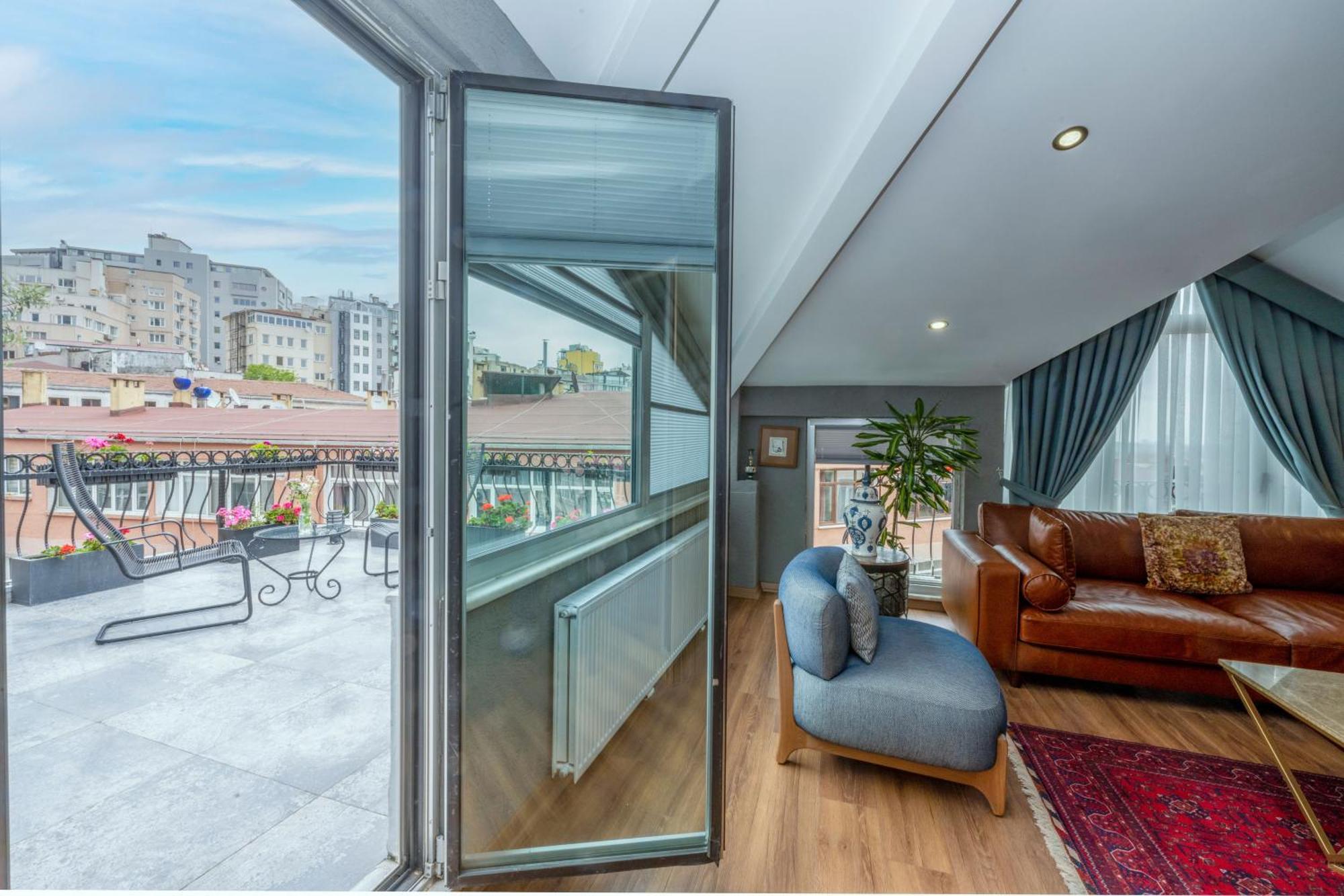 The Marions Special Category Hotel 3*