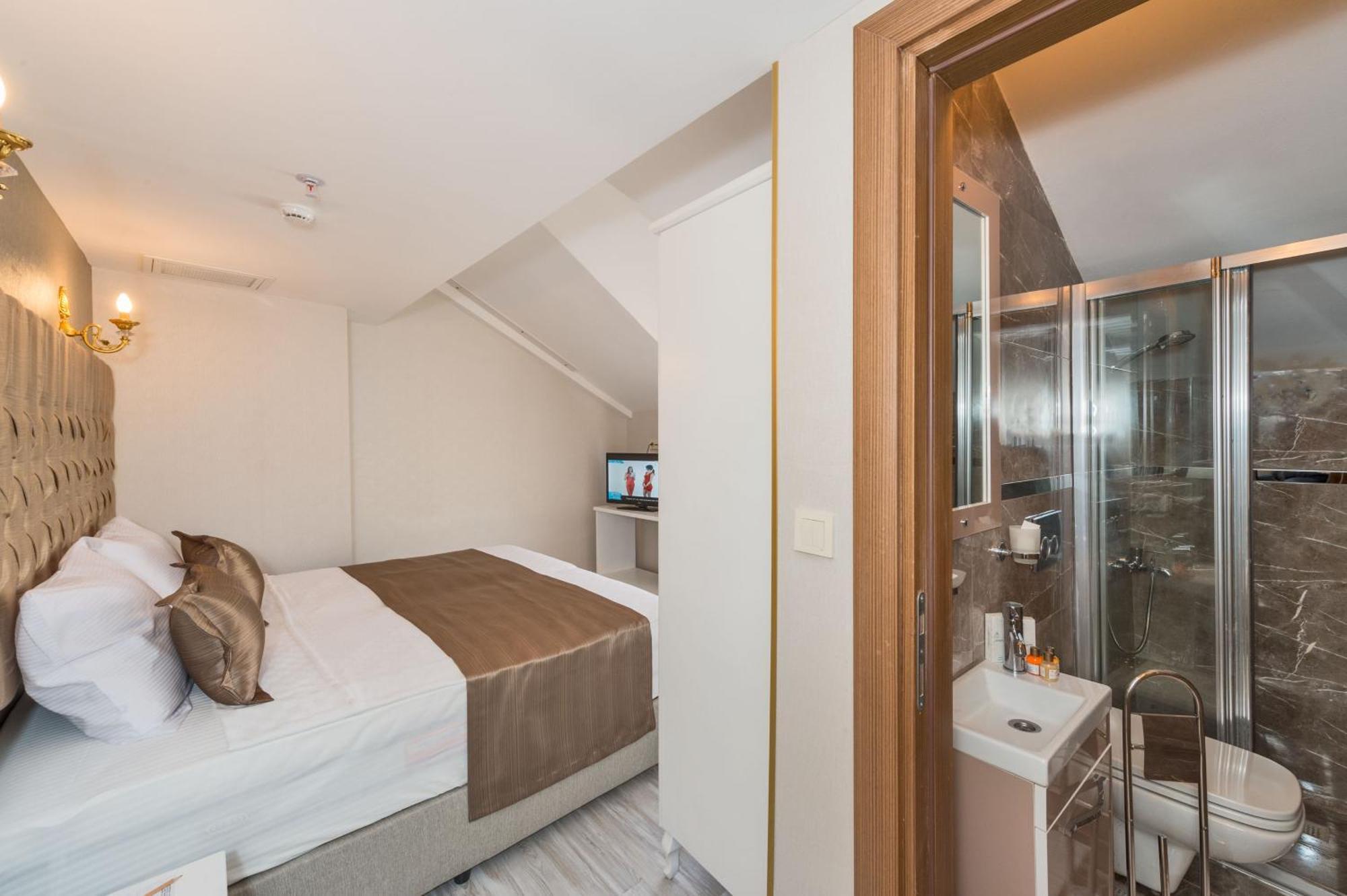 Hotel Grand Pamir Istanbul