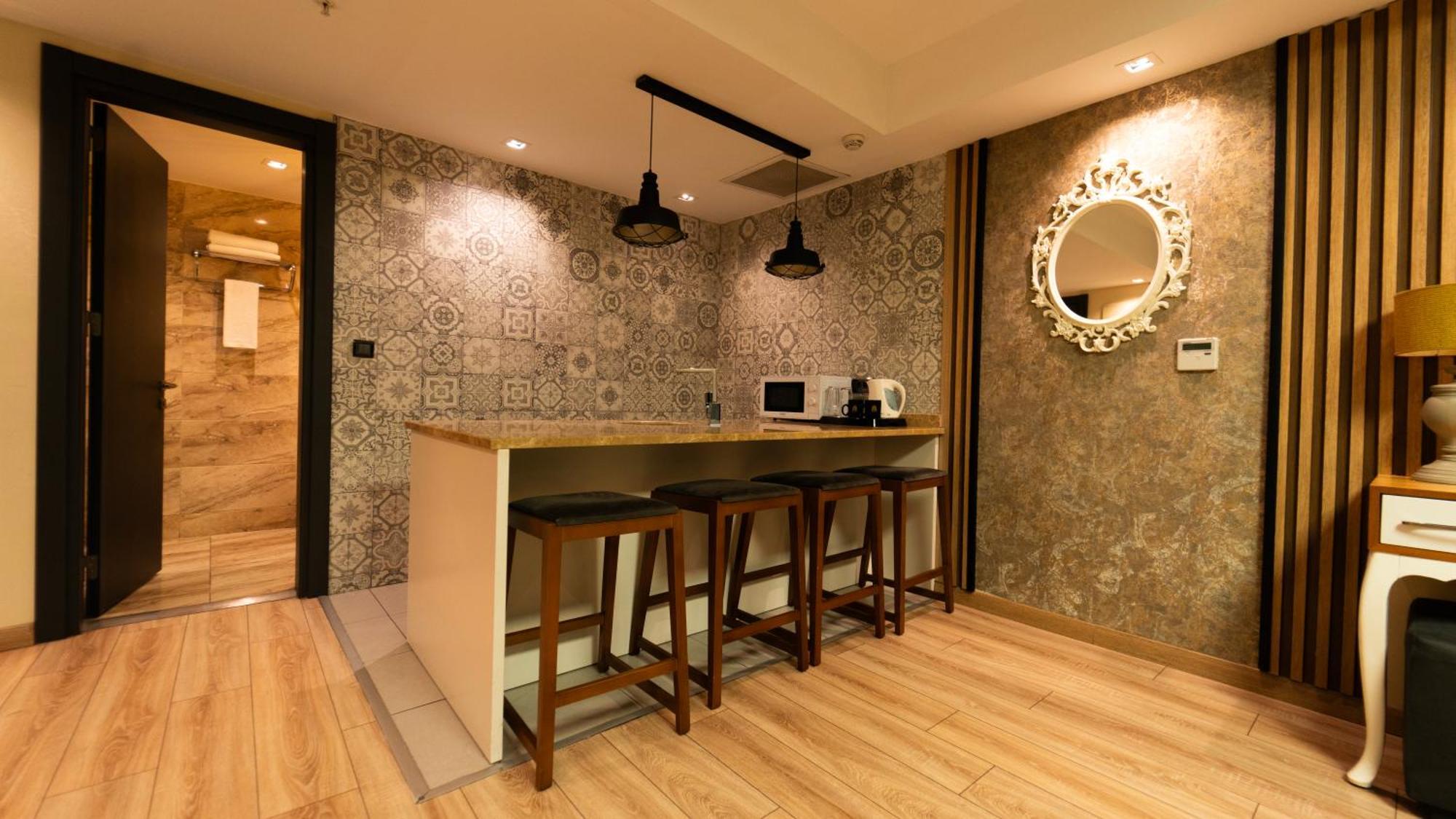 Hotel Mas Nisantasi 5*