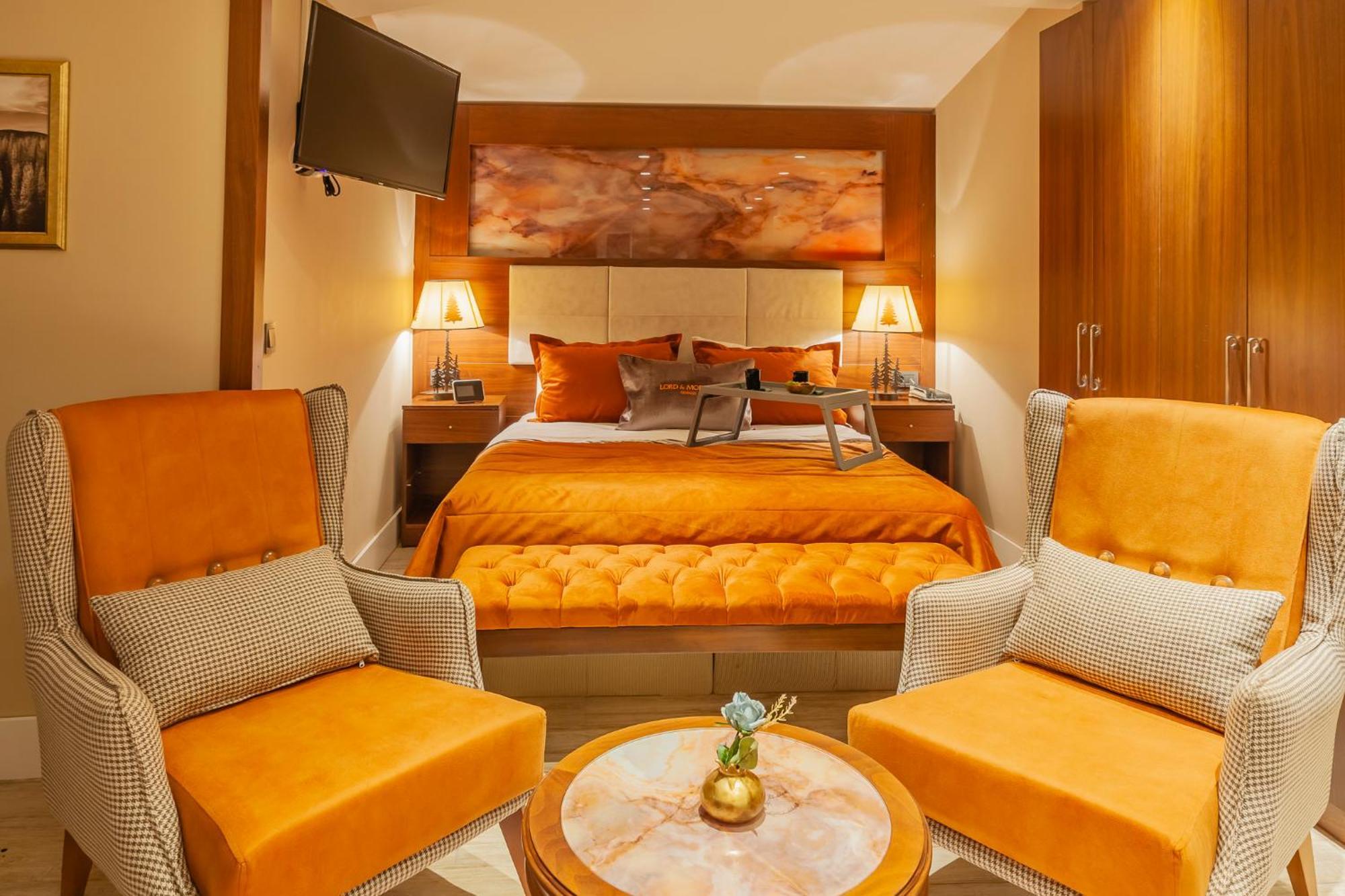 Lord Morgan & Exclusive Design Cihangir Apart Otel 2*