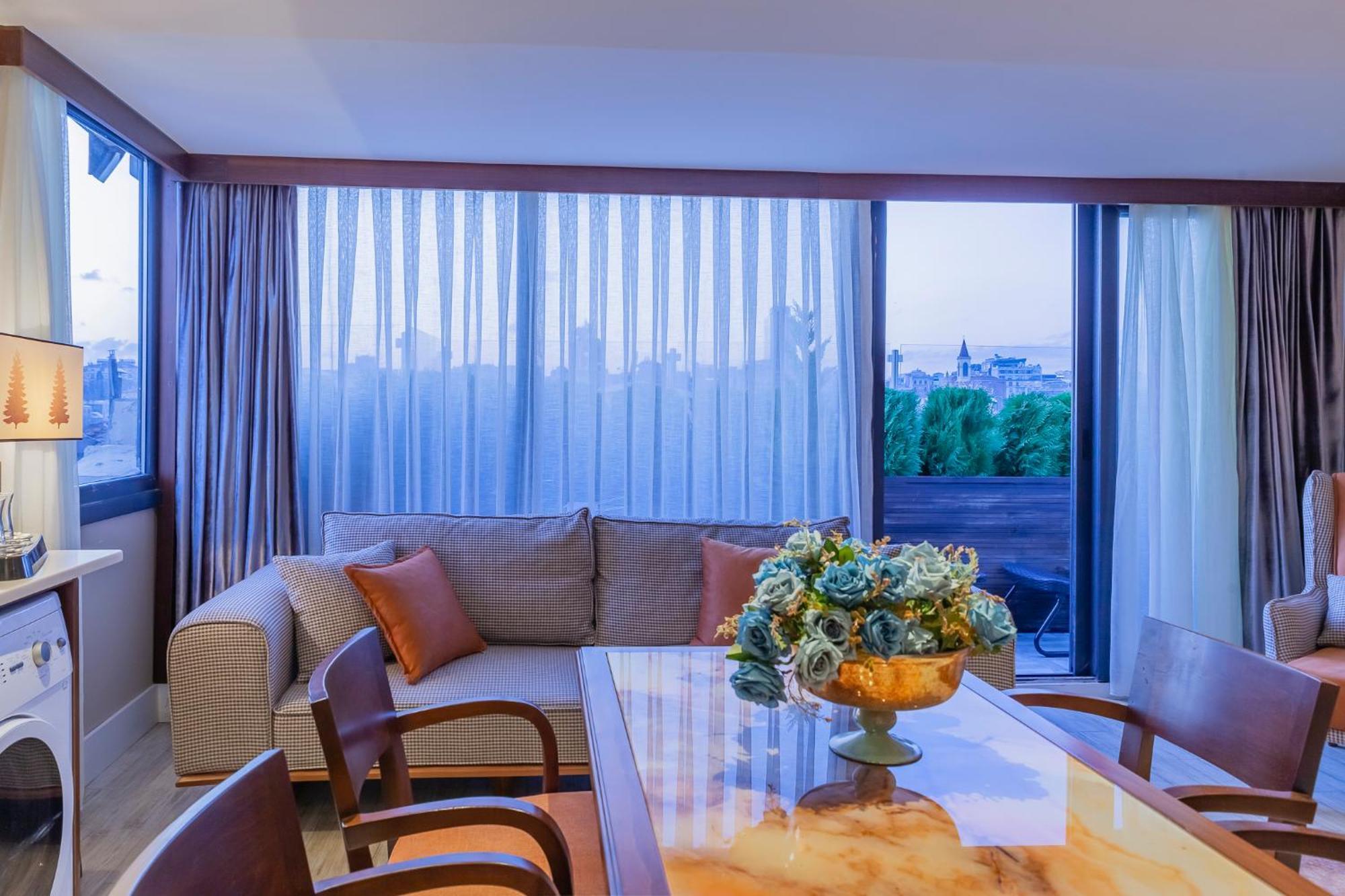 Lord Morgan & Exclusive Design Cihangir Apart Otel 2*