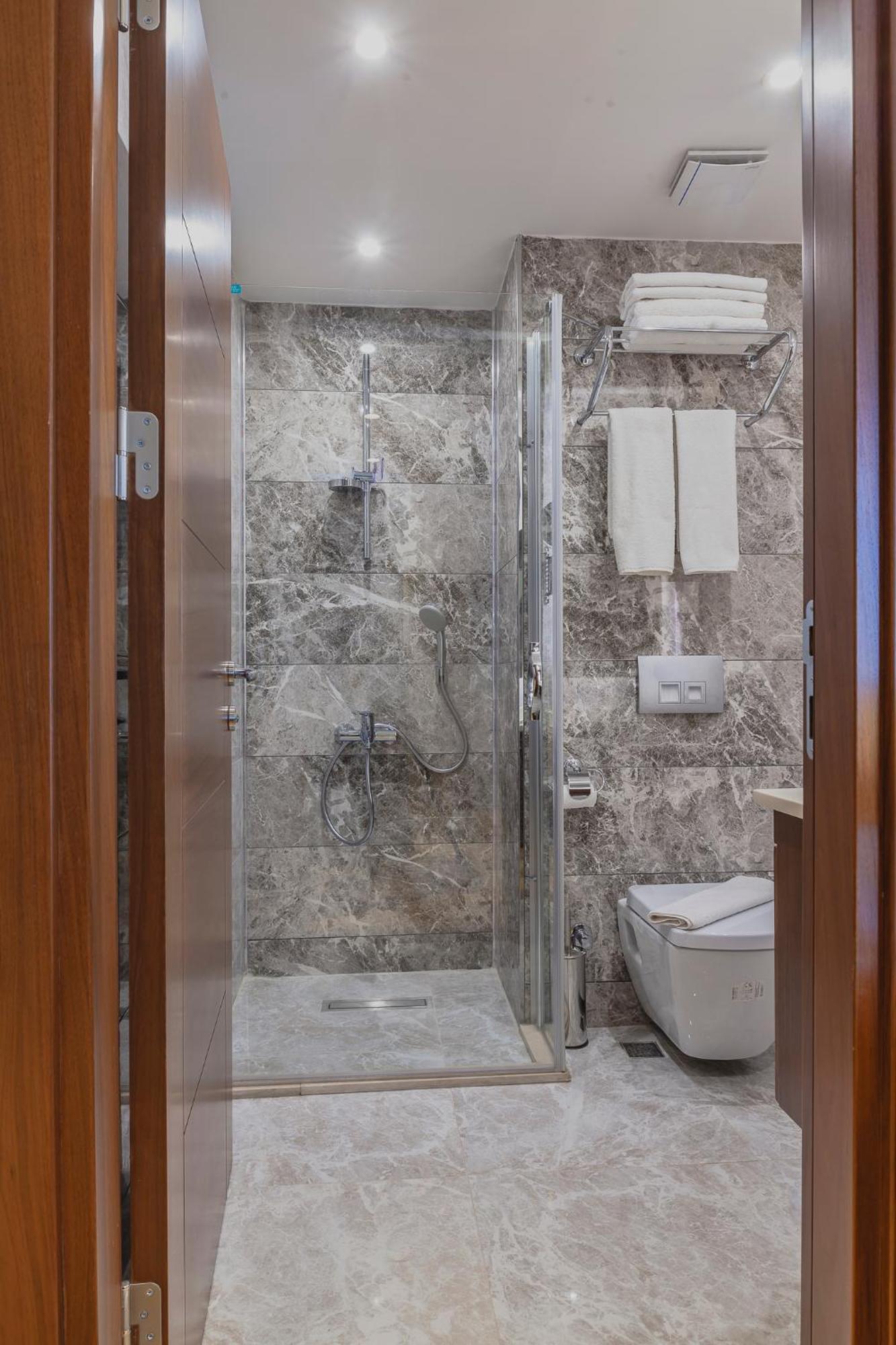 Apart Otel Lord Morgan & Exclusive Design Cihangir İstanbul