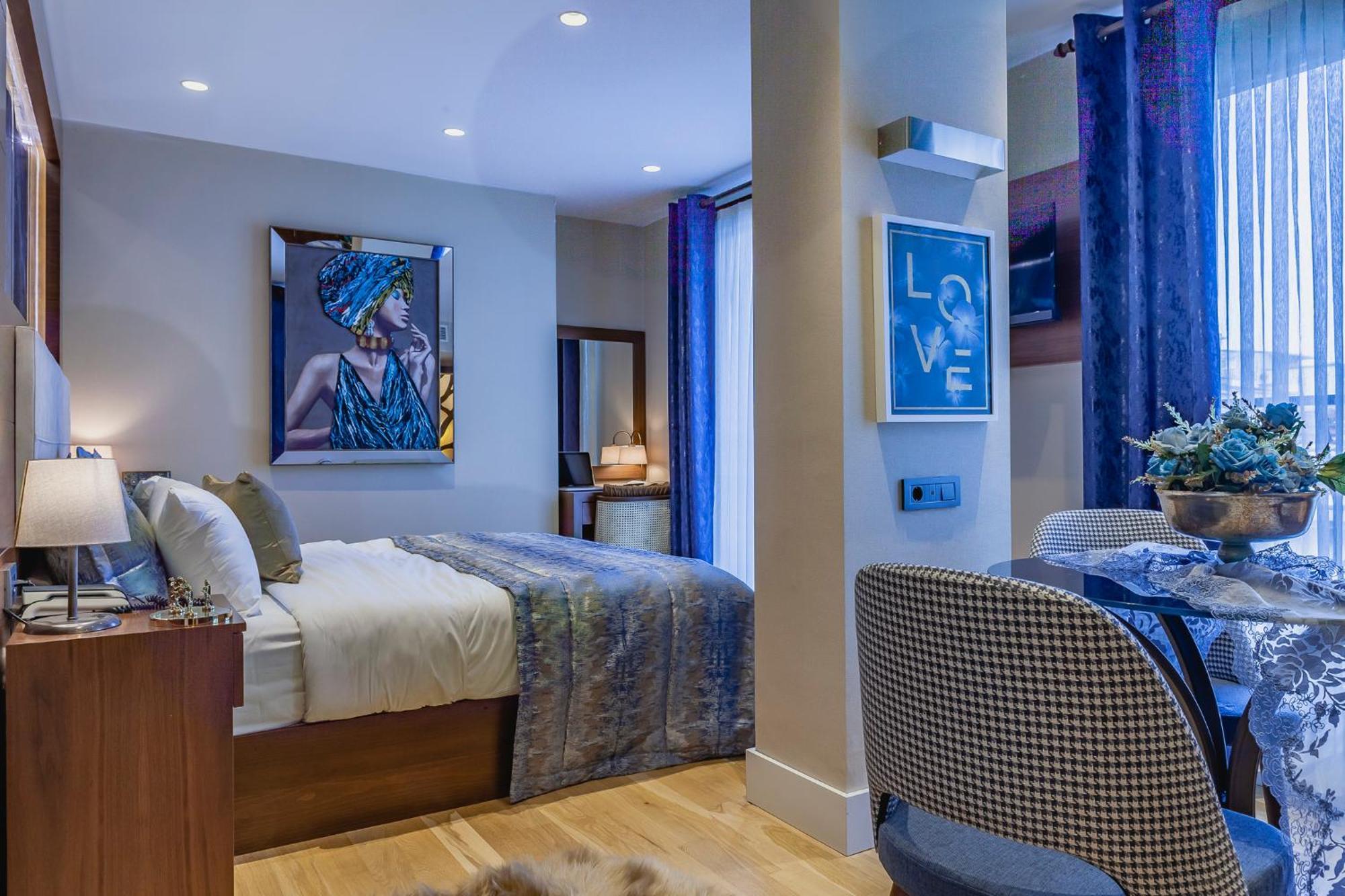 Lord Morgan & Exclusive Design Cihangir Apart Otel 2*