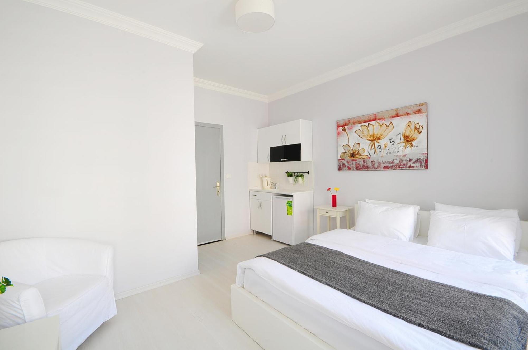 Aparthotel Ada 3*