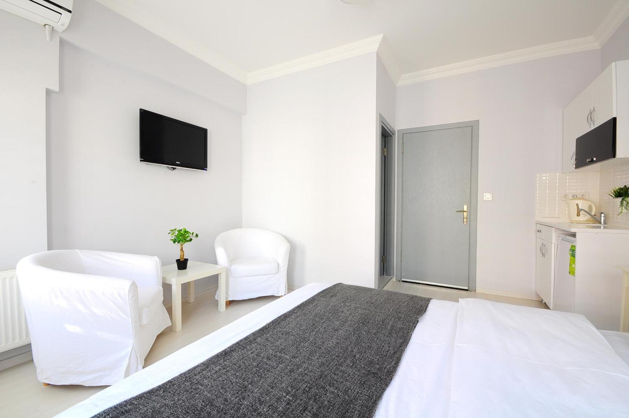 Aparthotel Ada 3*