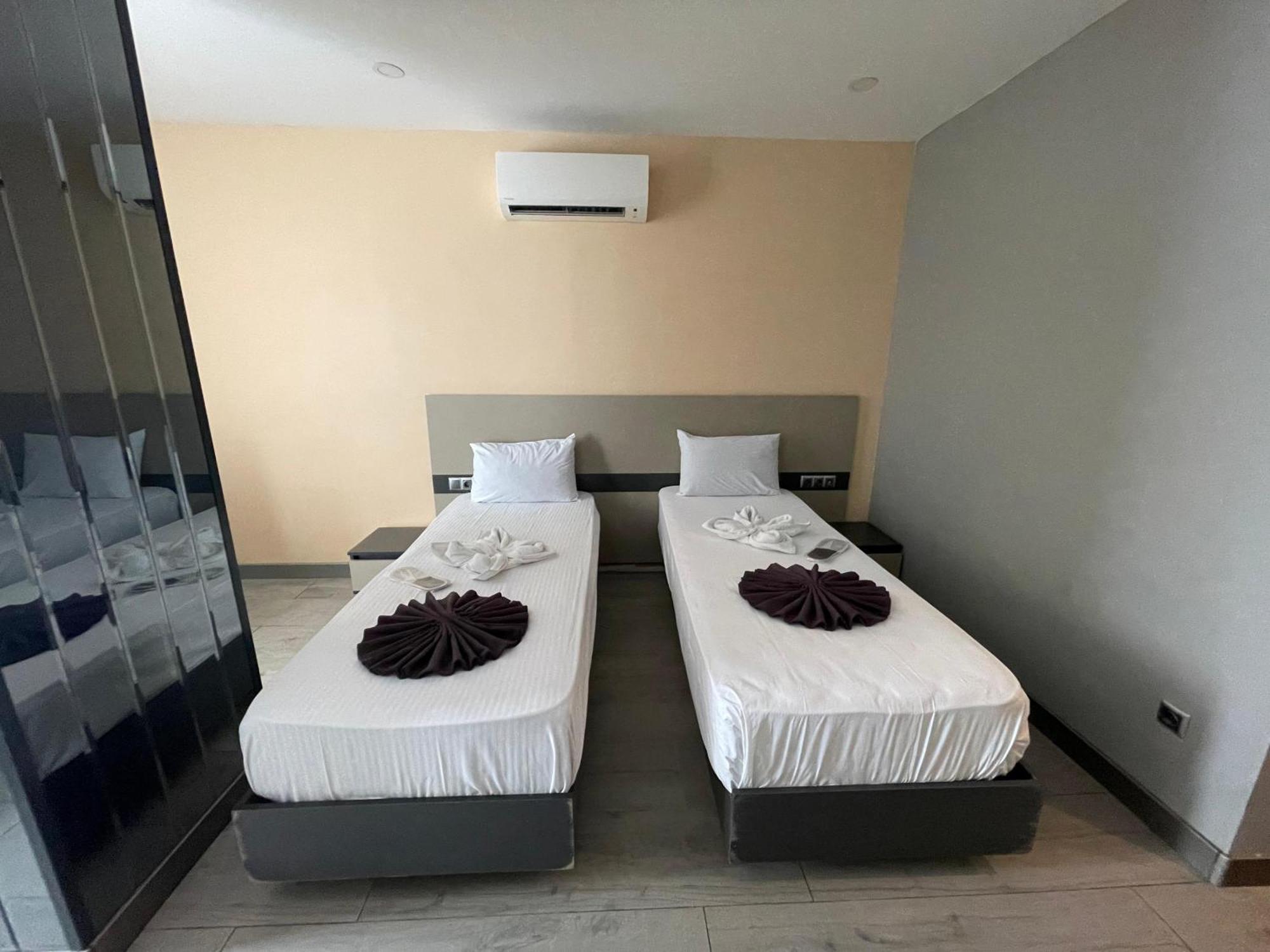Agora Royal Hotel